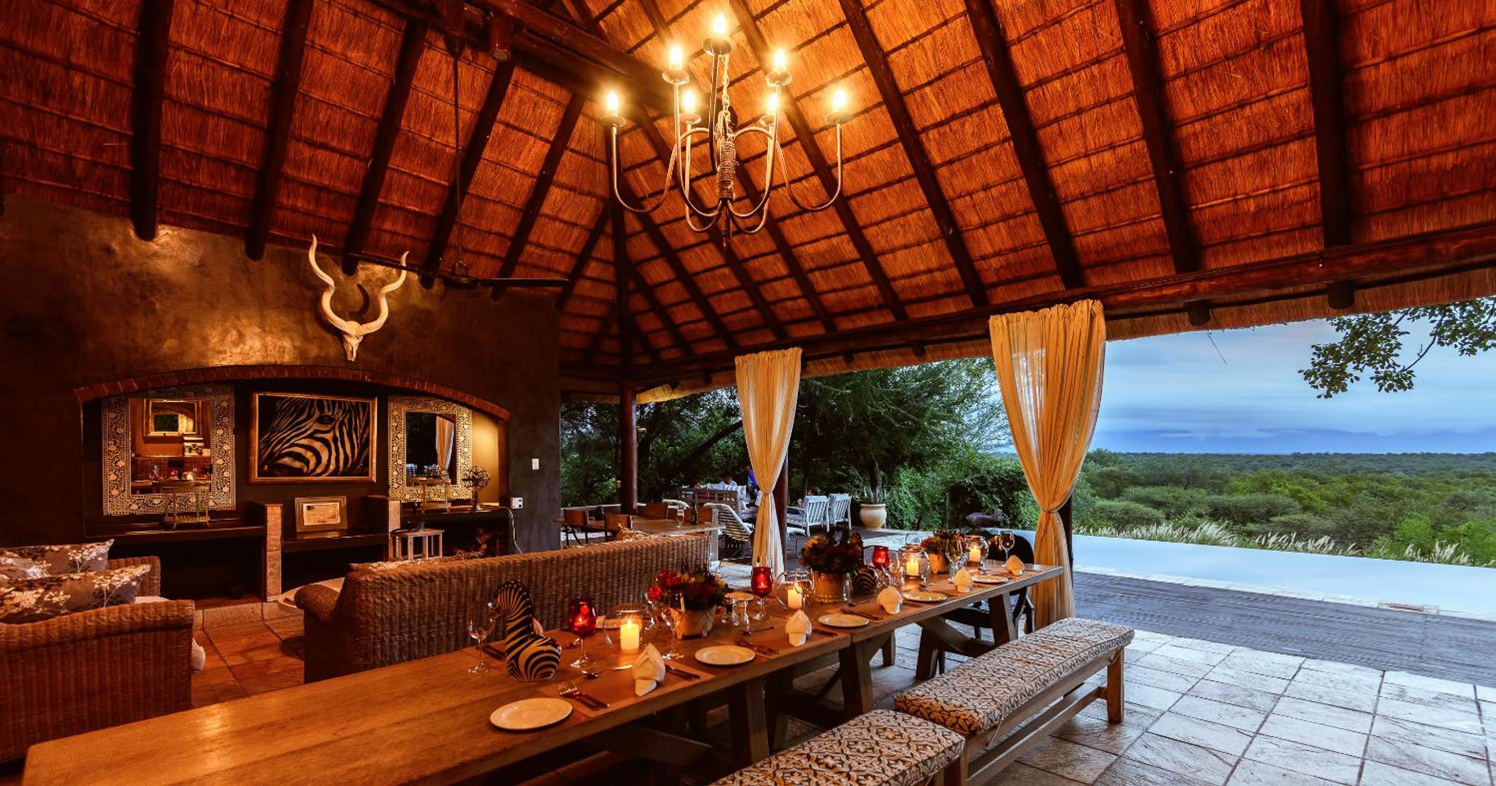 Khaya Ndlovu Safari Manor