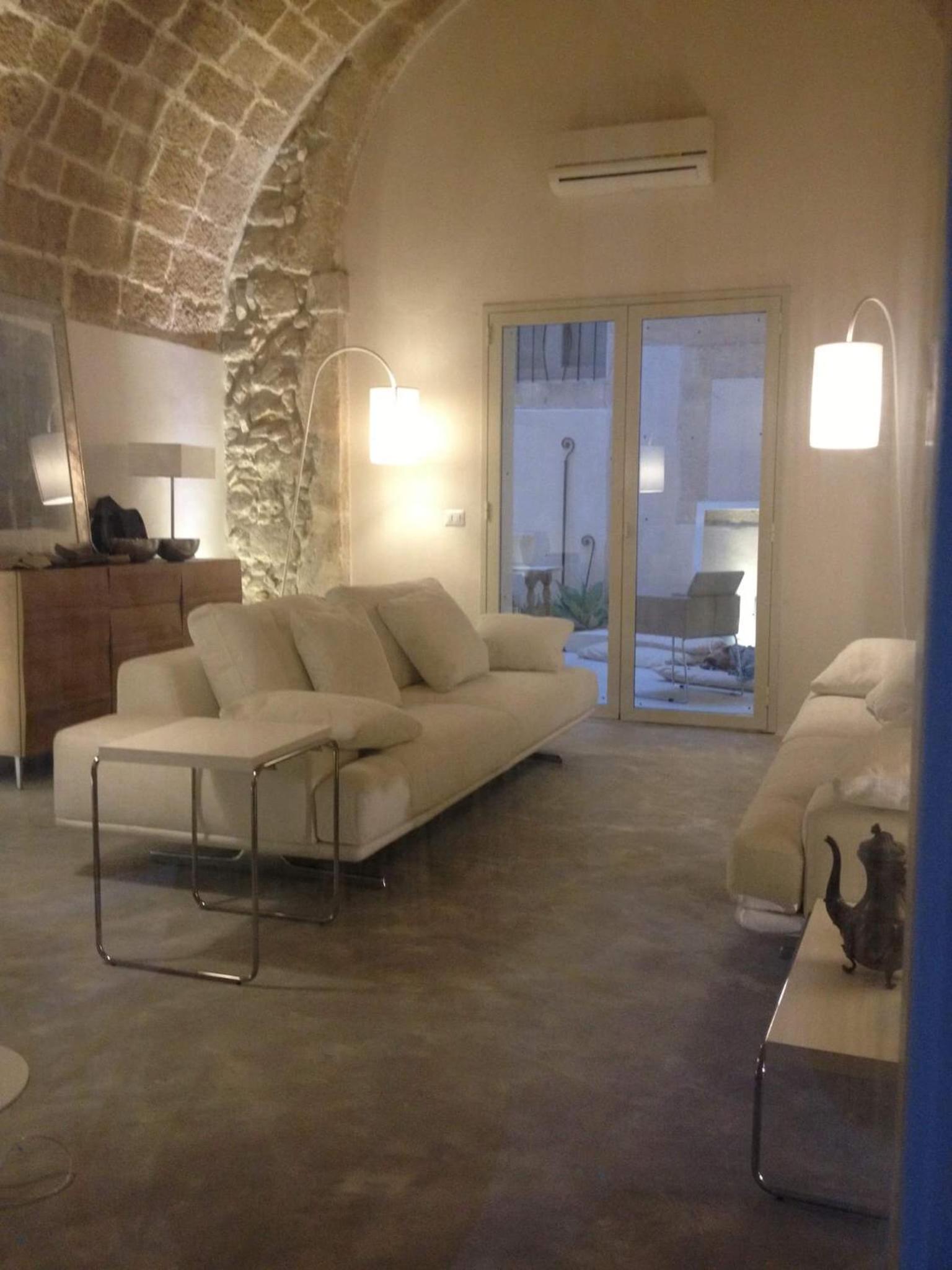 Ortigia Family House