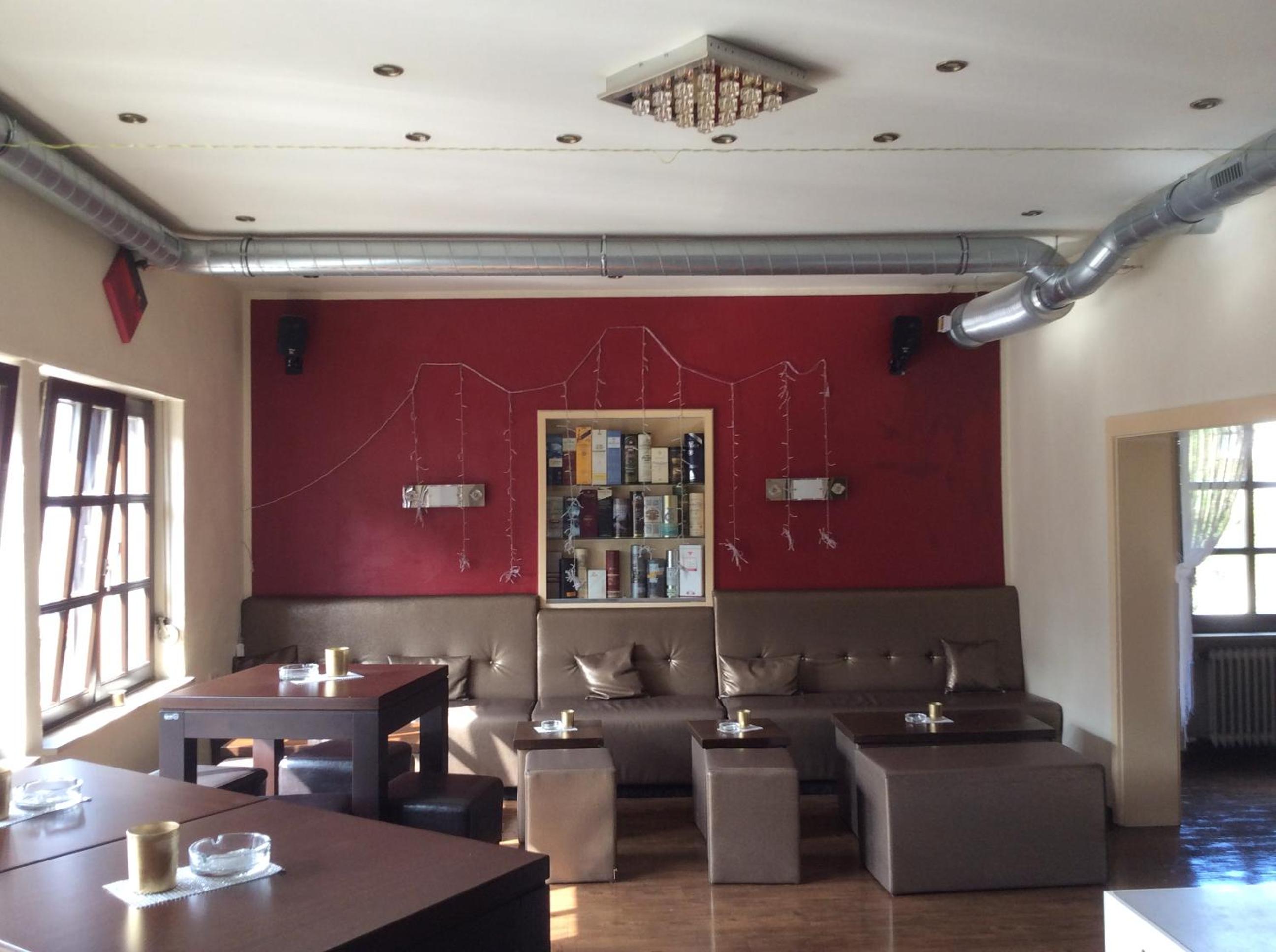 Alex -Lounge -Sportsbar -Smokerlounge