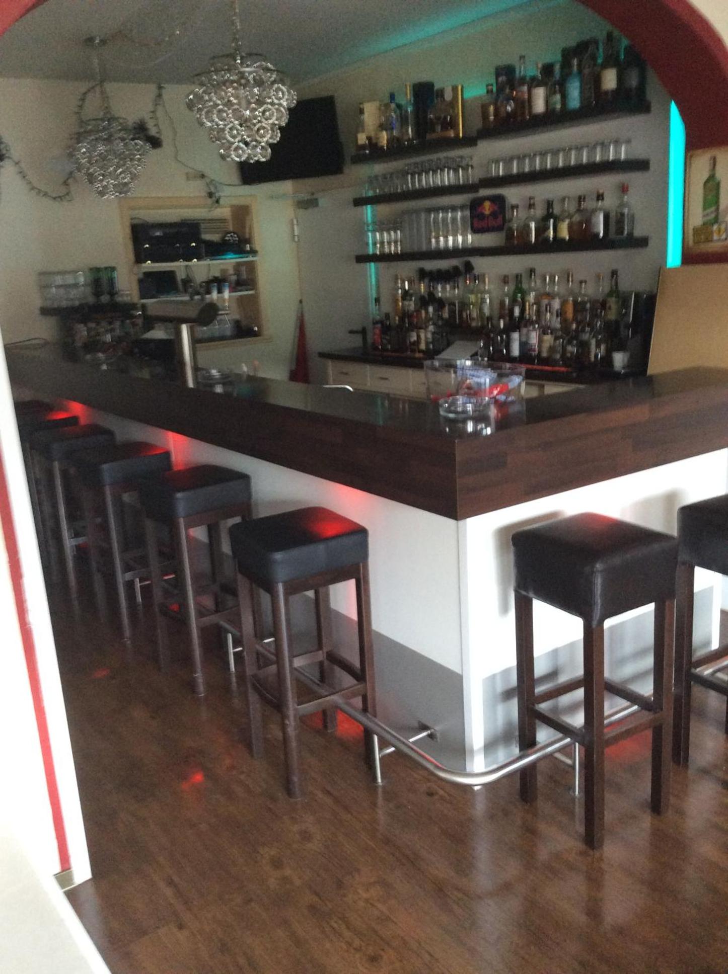 Alex -Lounge -Sportsbar -Smokerlounge