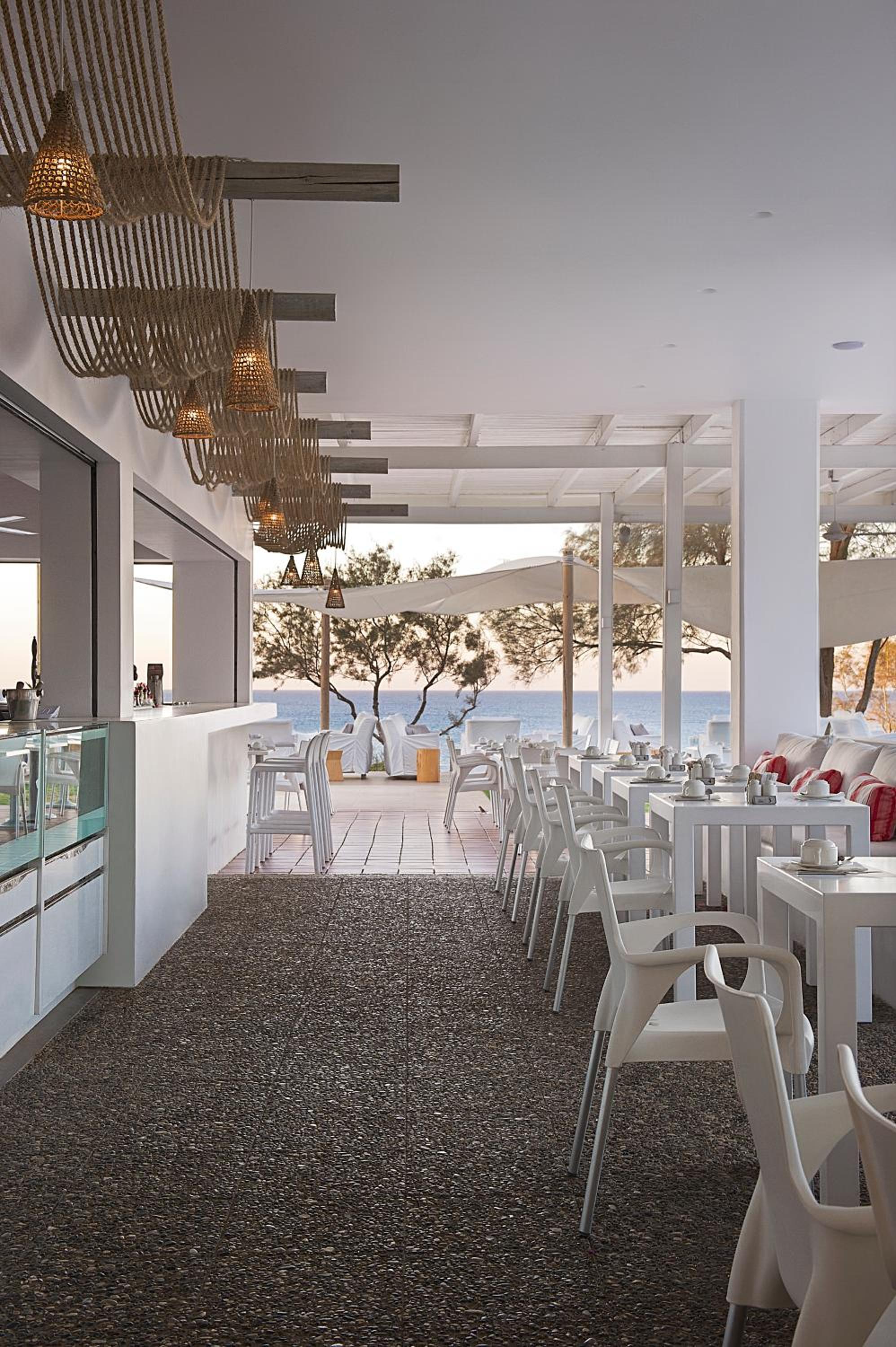 Grecian Sands Hotel — photo 31