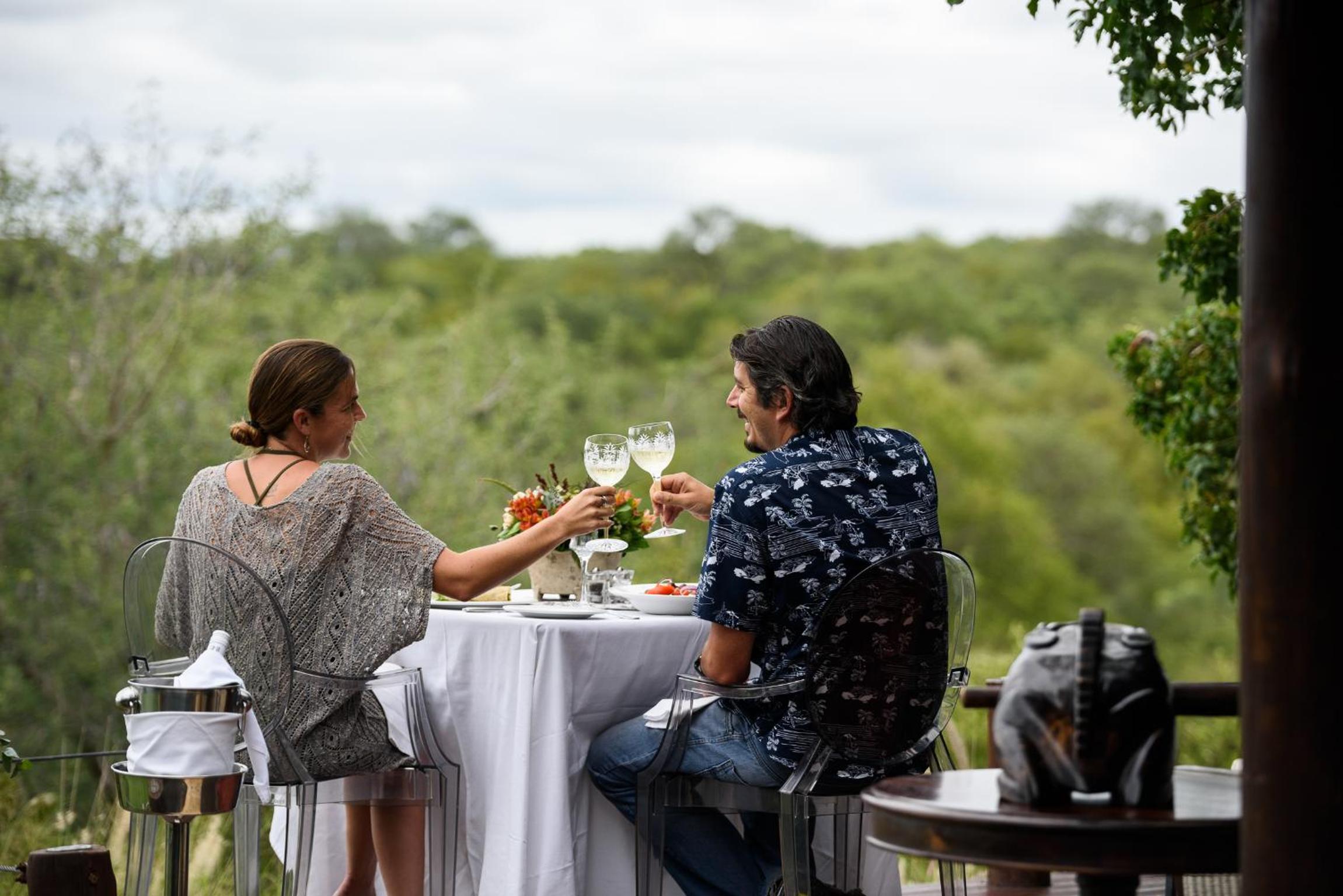 Khaya Ndlovu Safari Manor