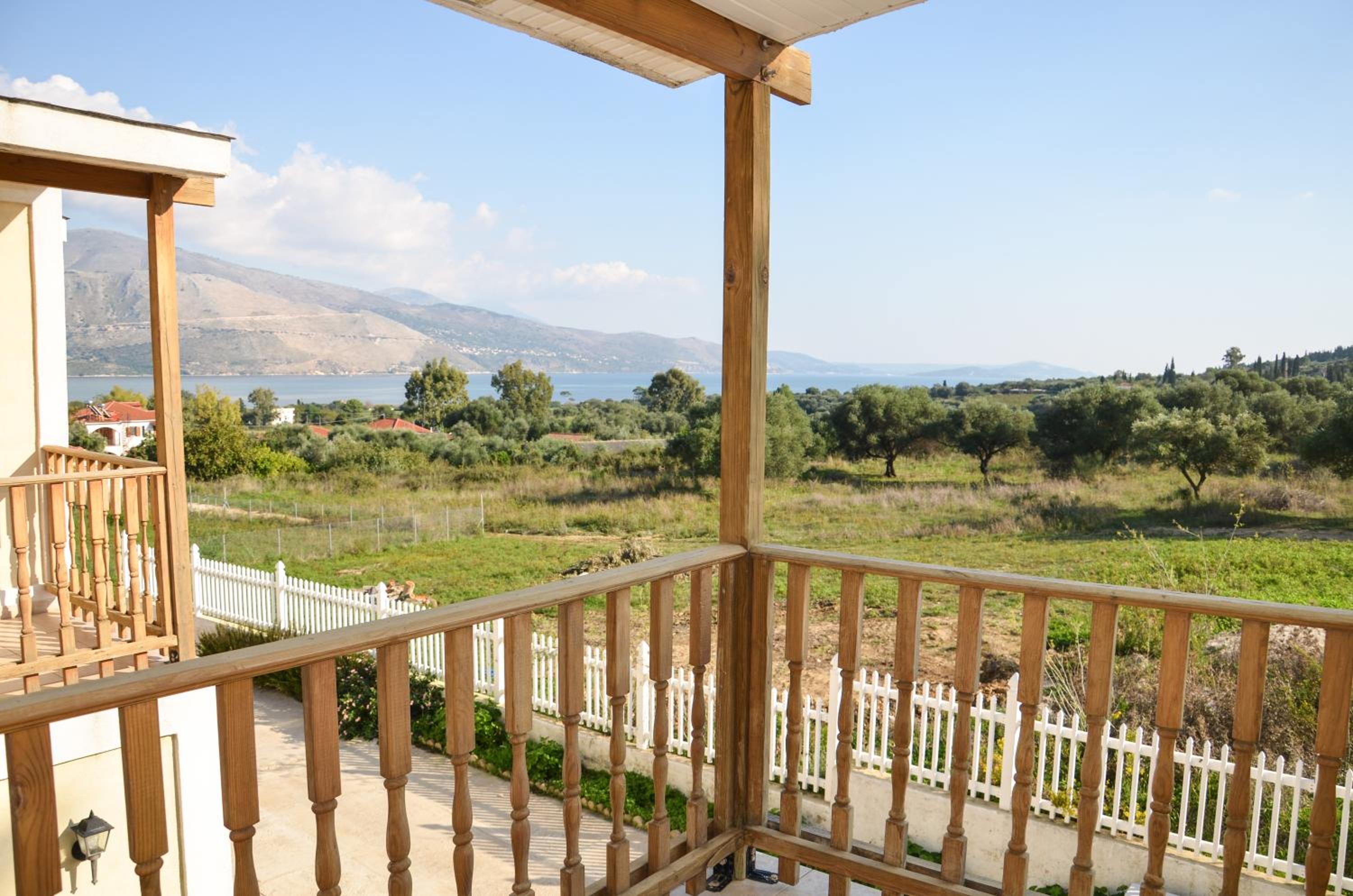 ERV Club - Villas view 4