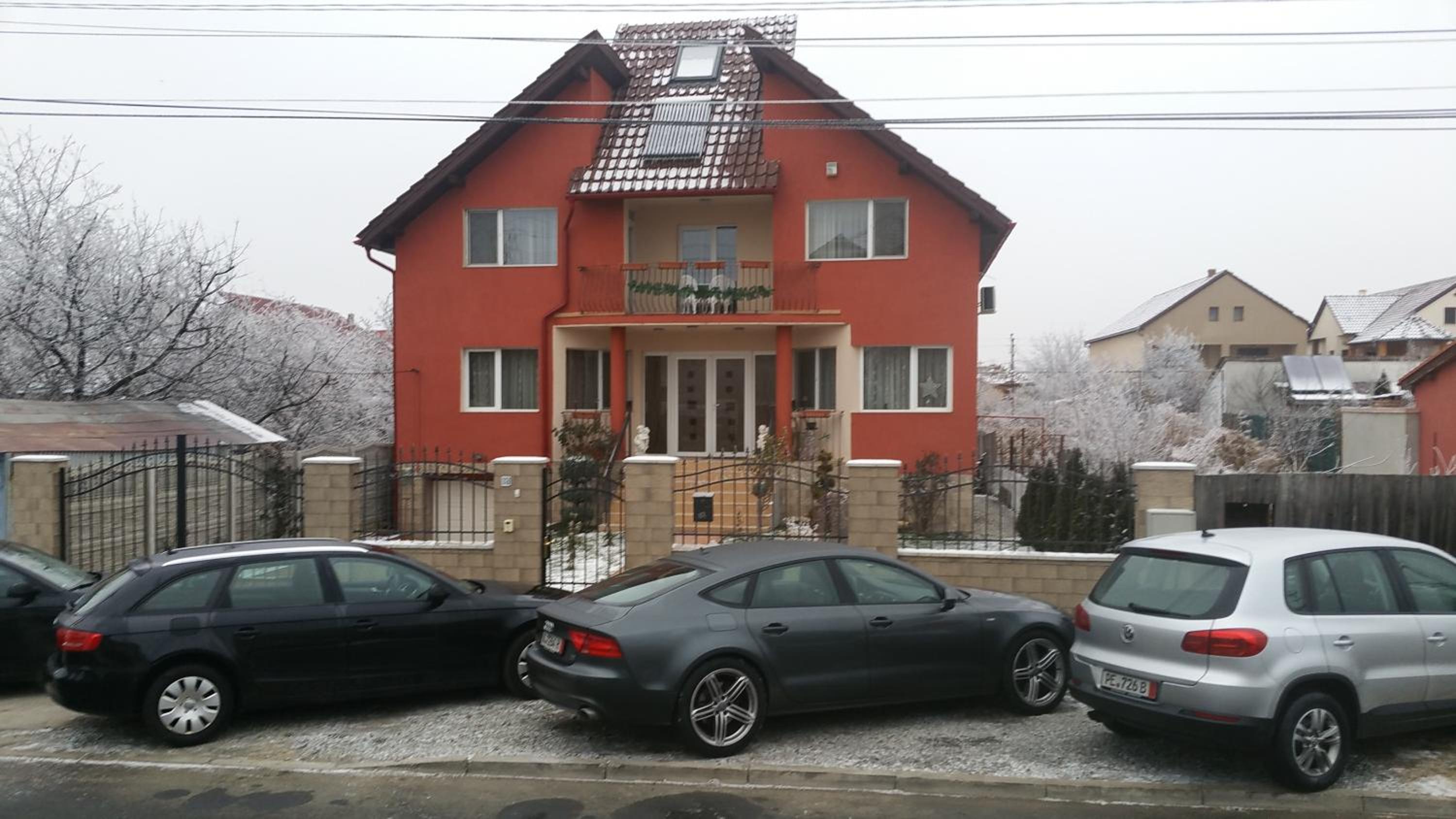 Photo 6