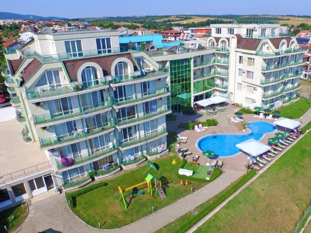 Lozenetz Beach Apartments