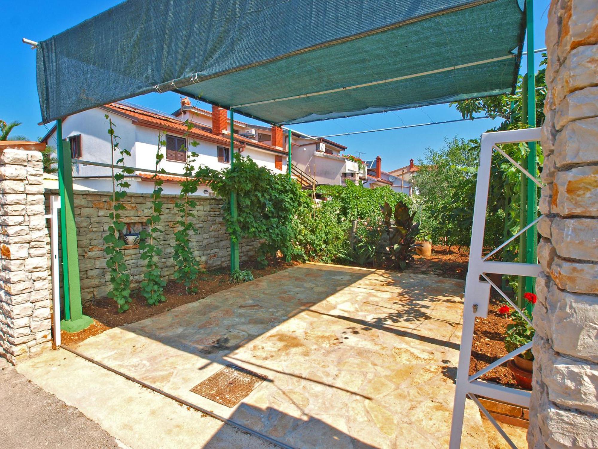Photo 47