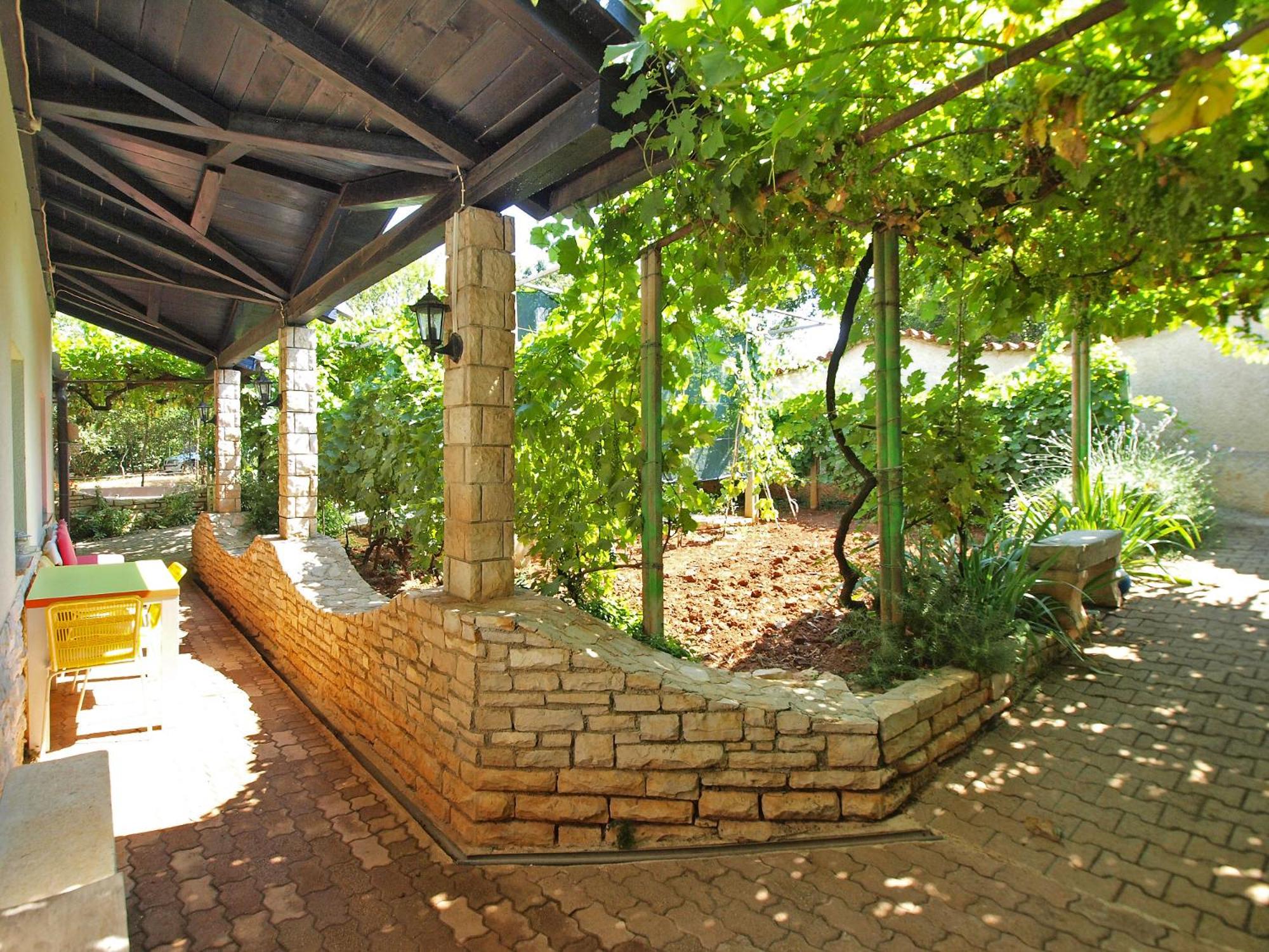 Photo 49