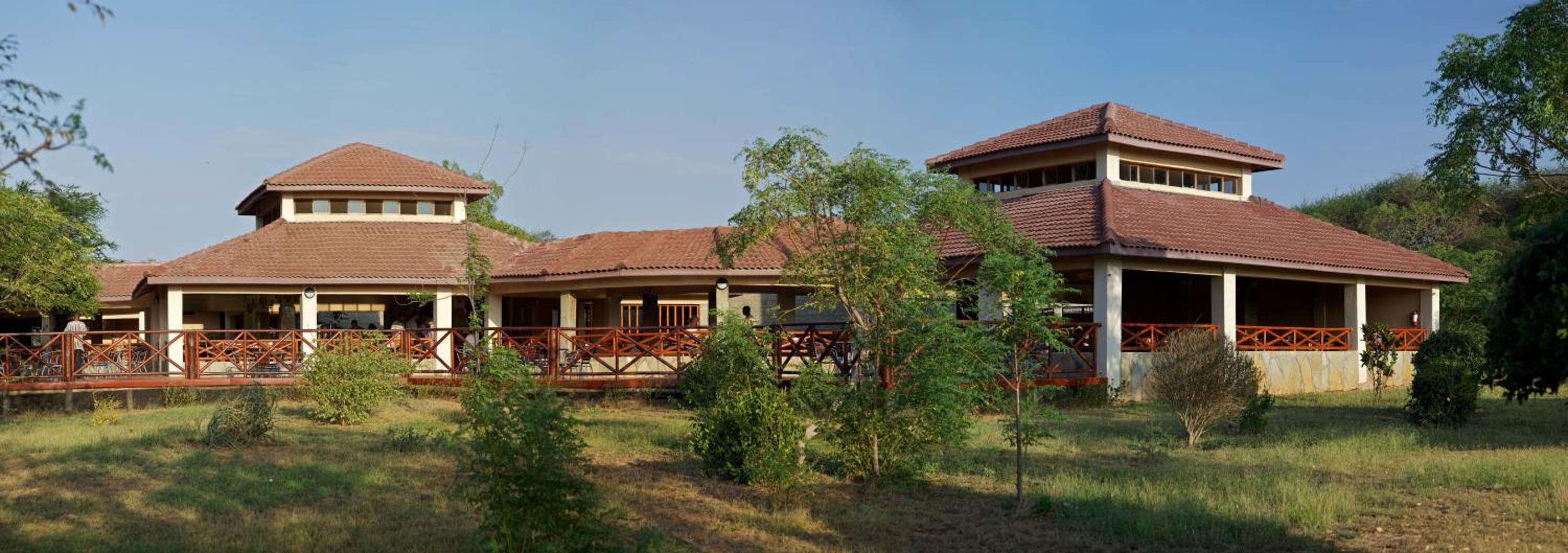 Ashnil Aruba Lodge