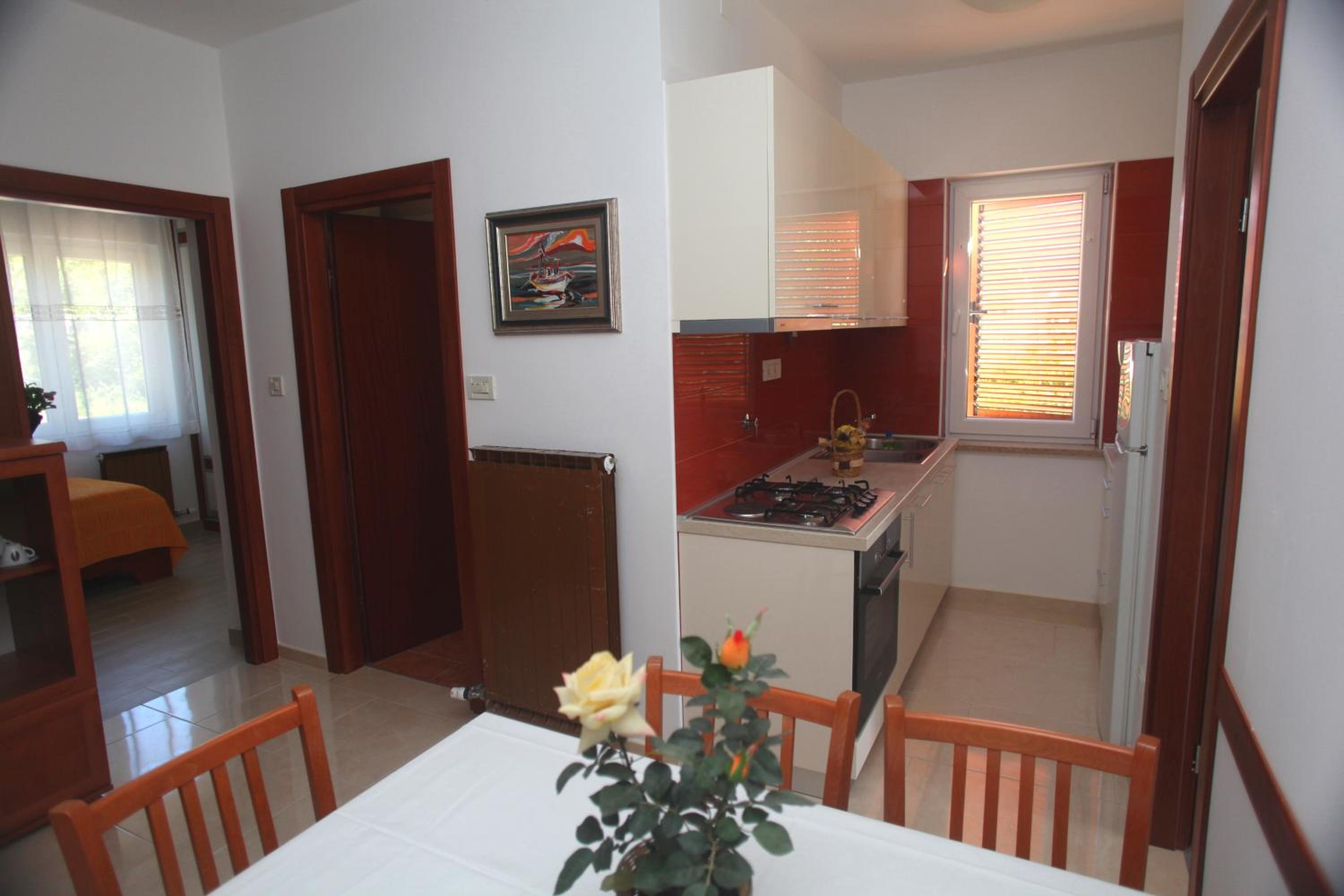 Cres Sučić Apartments
