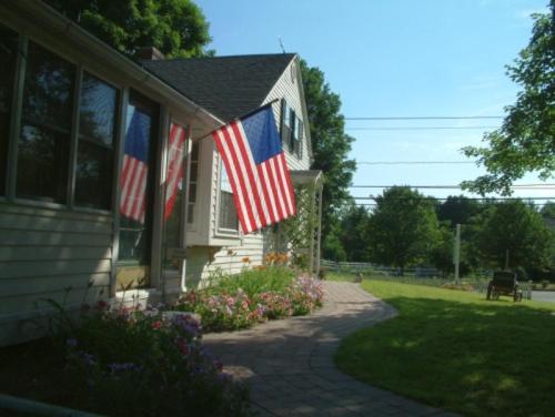 Truman Gillet House B & B