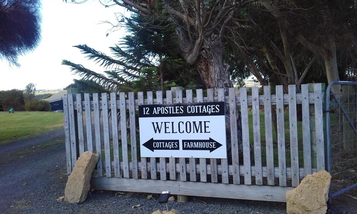 12 Apostles Cottages