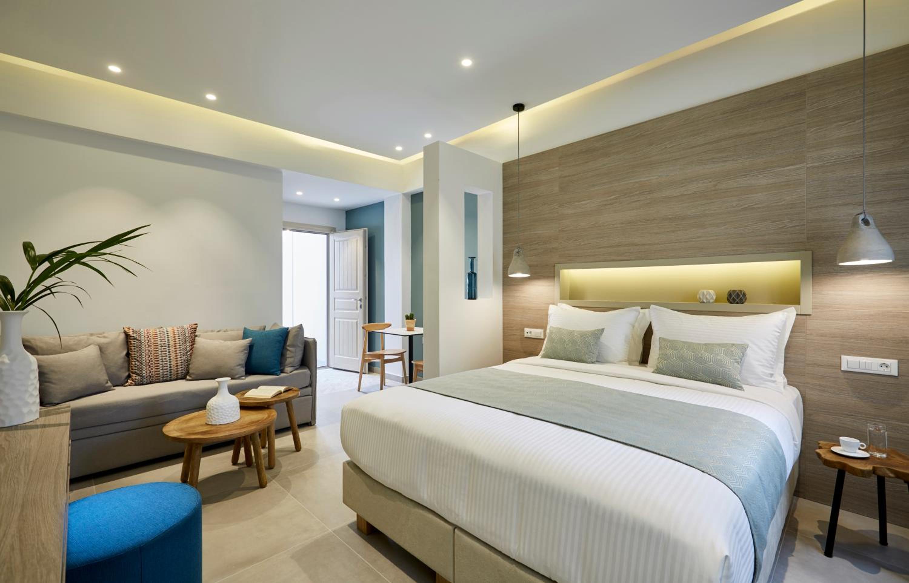 Oia Vacations - Fileria Suites - Property Image 4