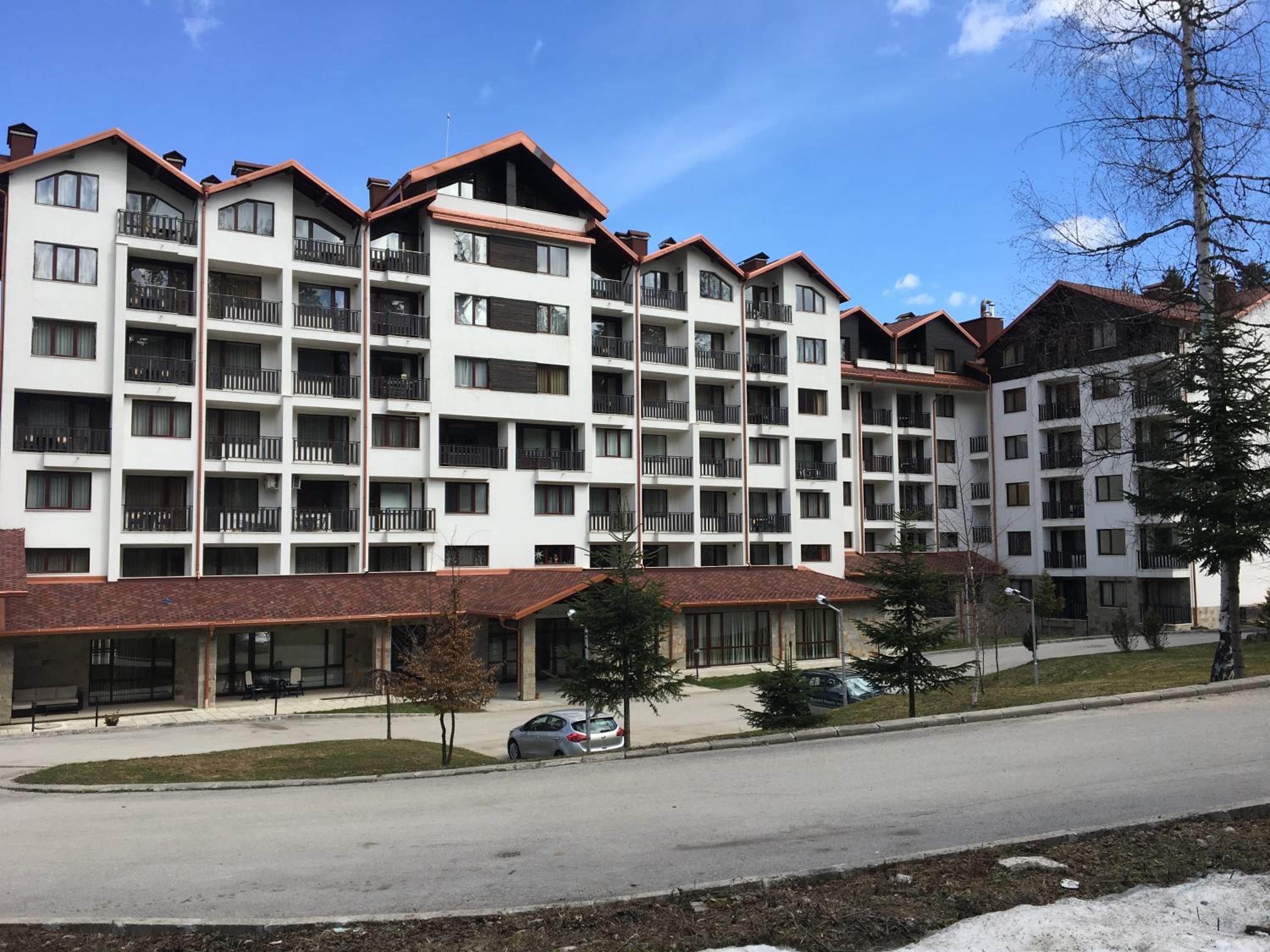Rivendell Apartments Borovets Gardens complex view 2
