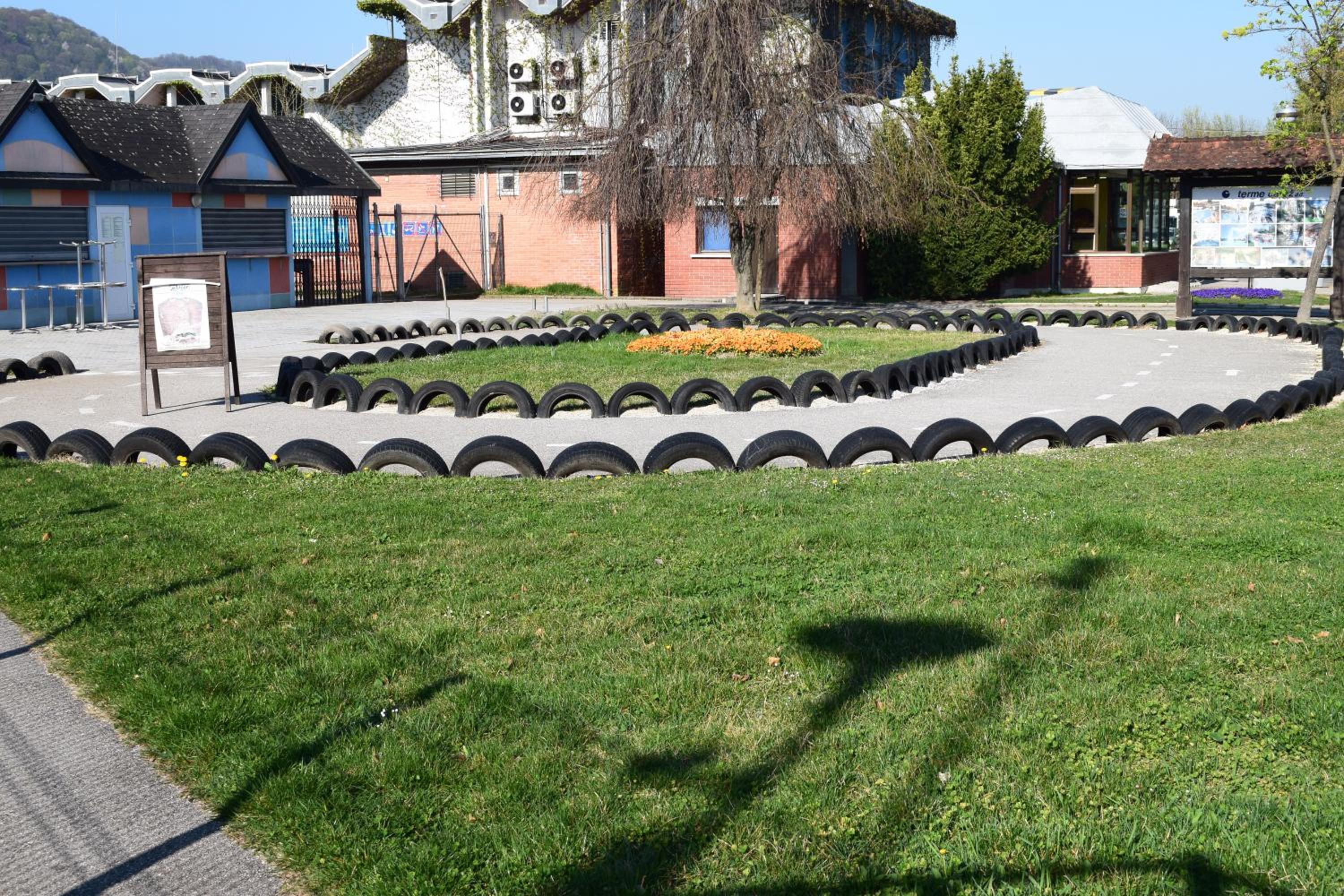 Photo 18