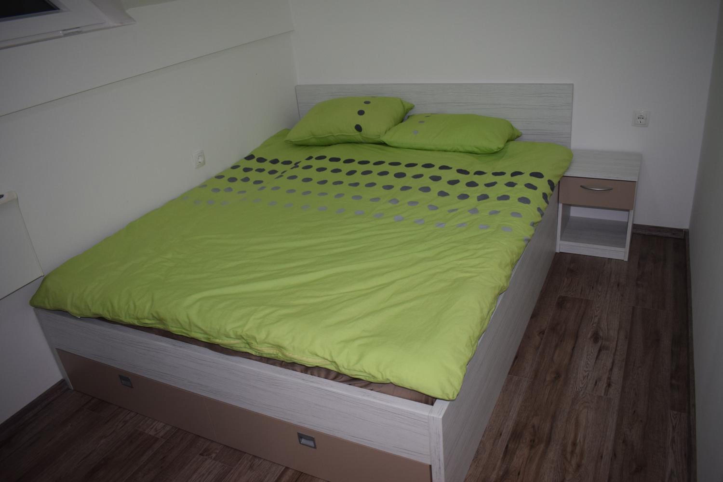 Photo 32