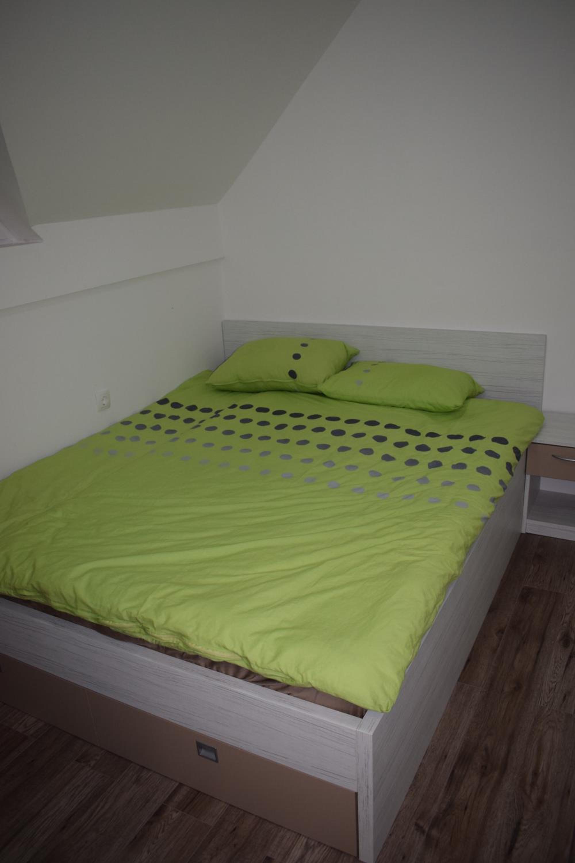 Photo 33
