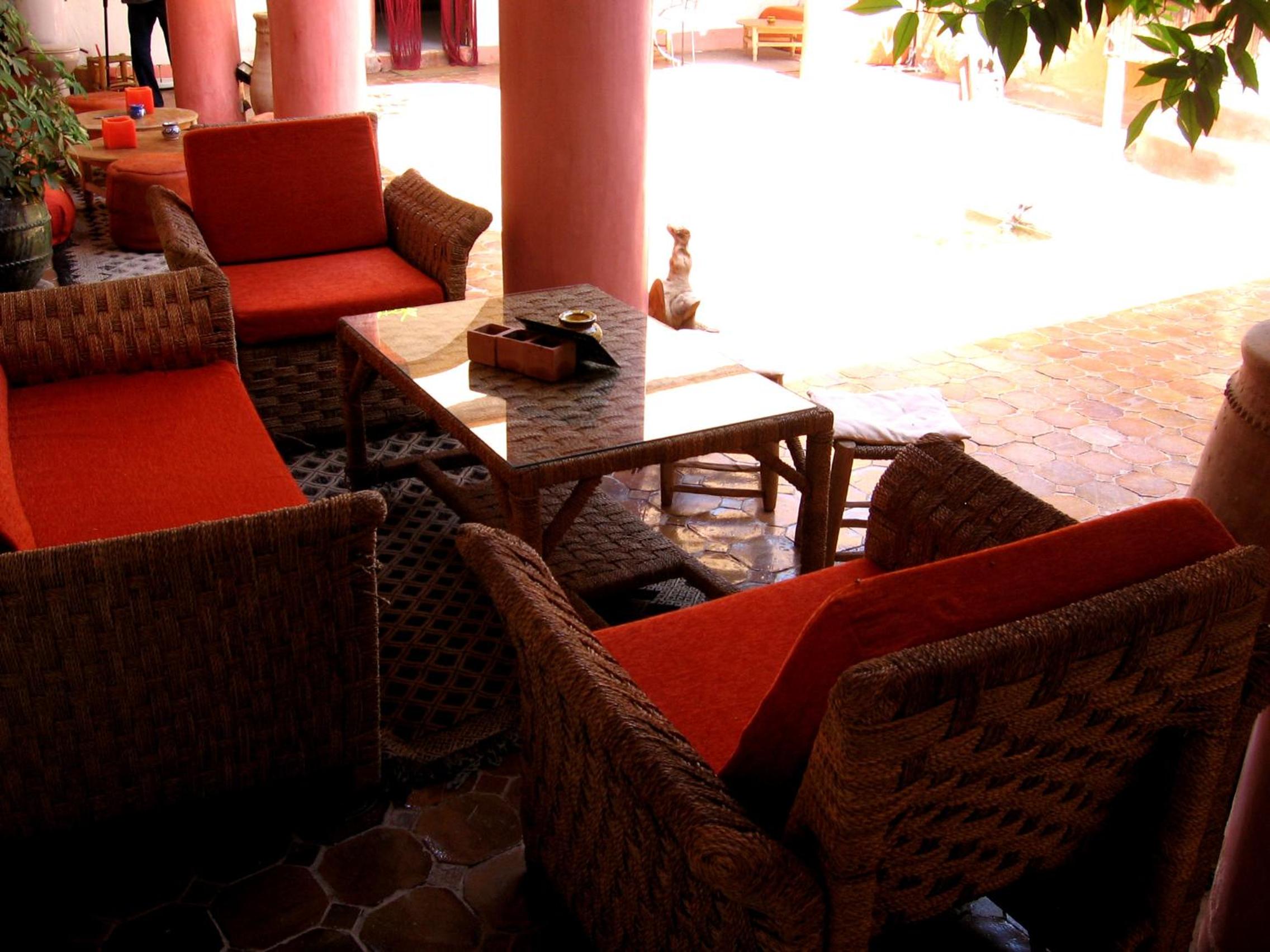lounge