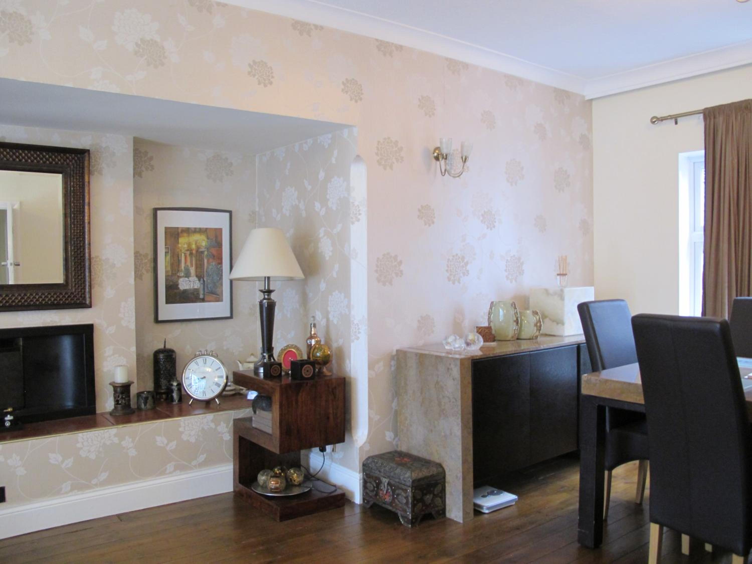 Westmorland - 4 Bedroom House - FREE Parking for up to 7 Cars - Walking distance to QMC and University - Ideal for Contractors and Large Groups