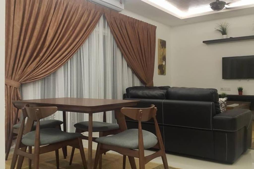 Palm Armada Residence Free Parking and Netflix photo 5