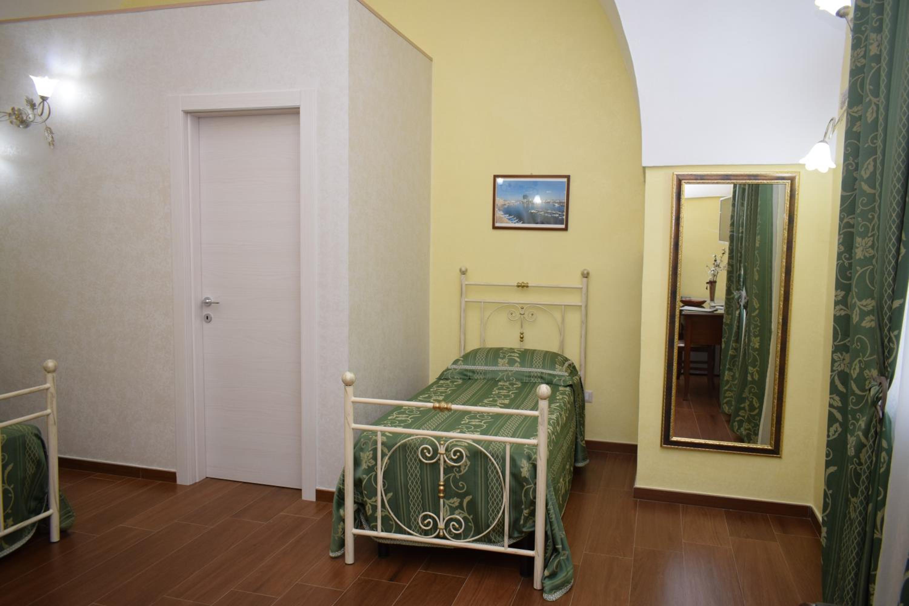 Photo 41
