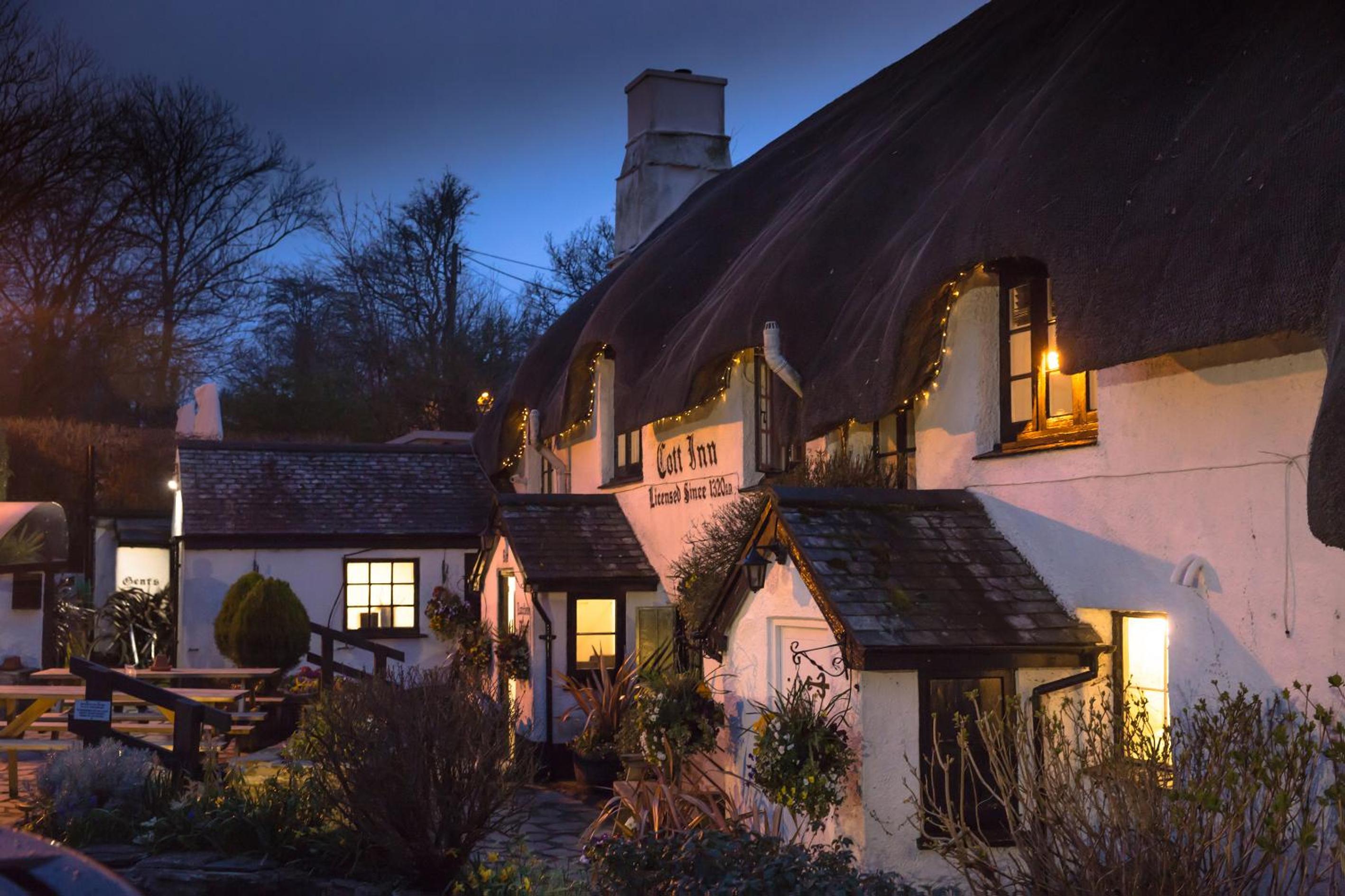 The Cott Inn