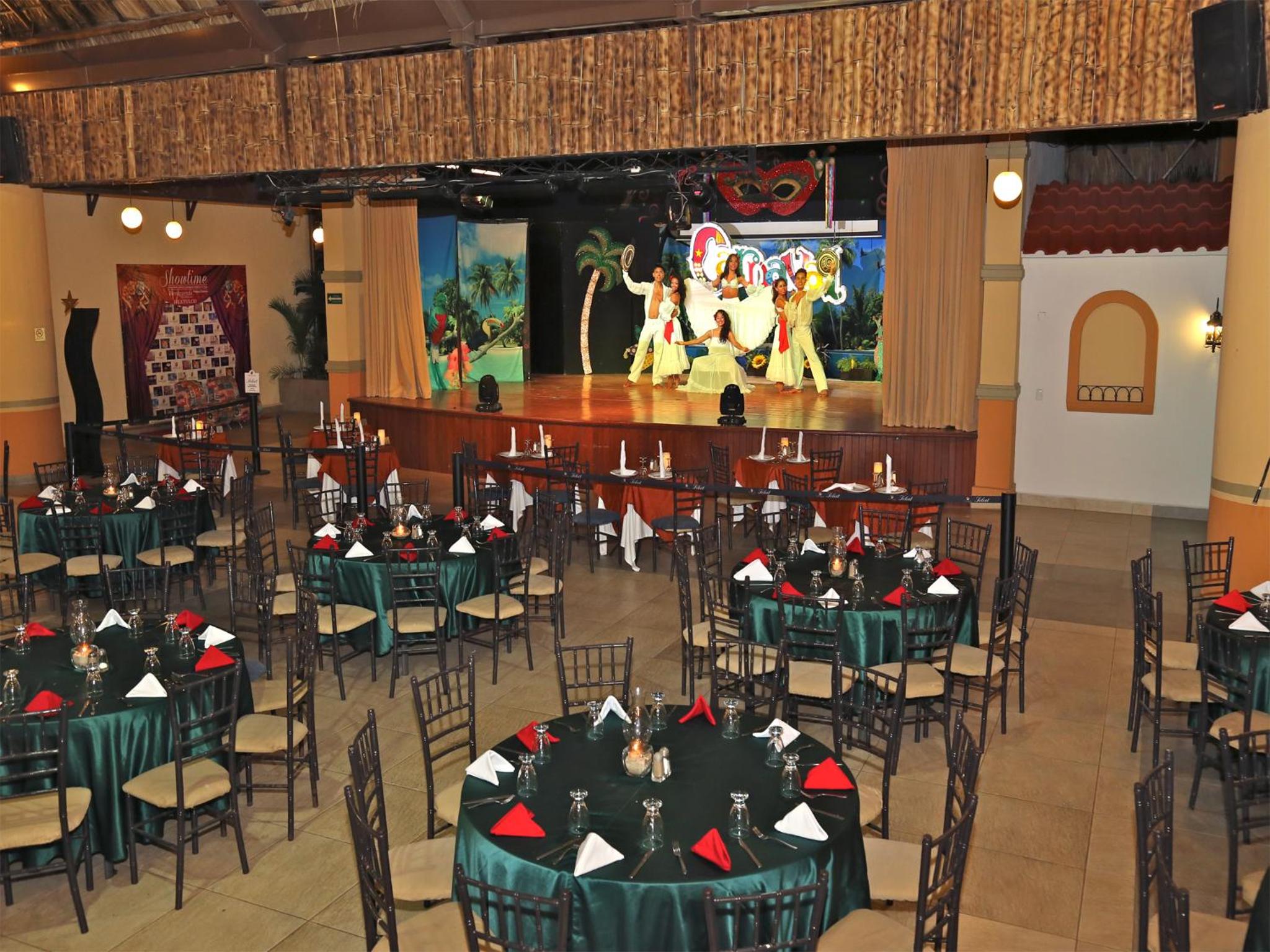 Binniguenda Huatulco & Beach Club