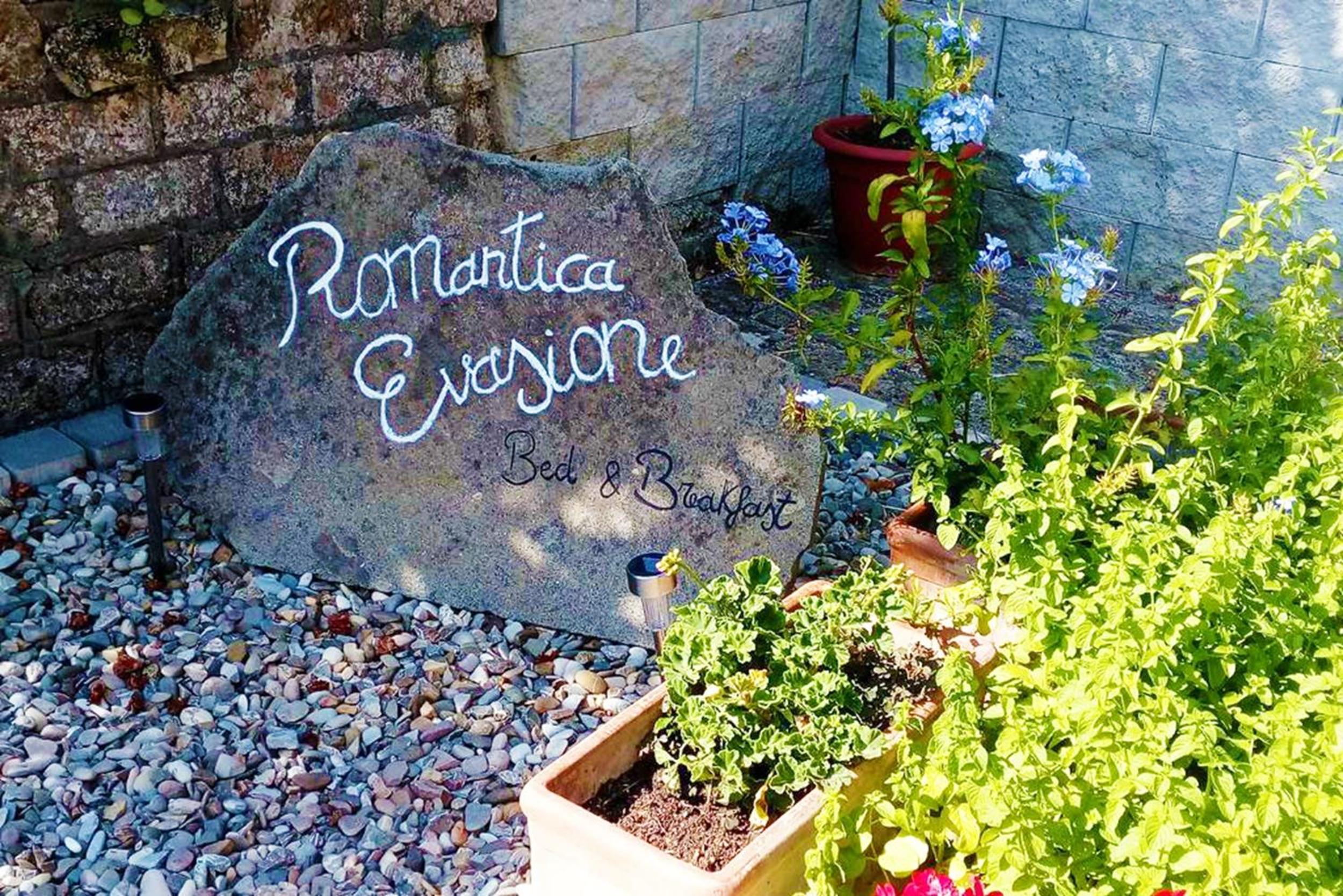 Bed and Breakfast Romantica Evasione photo 2