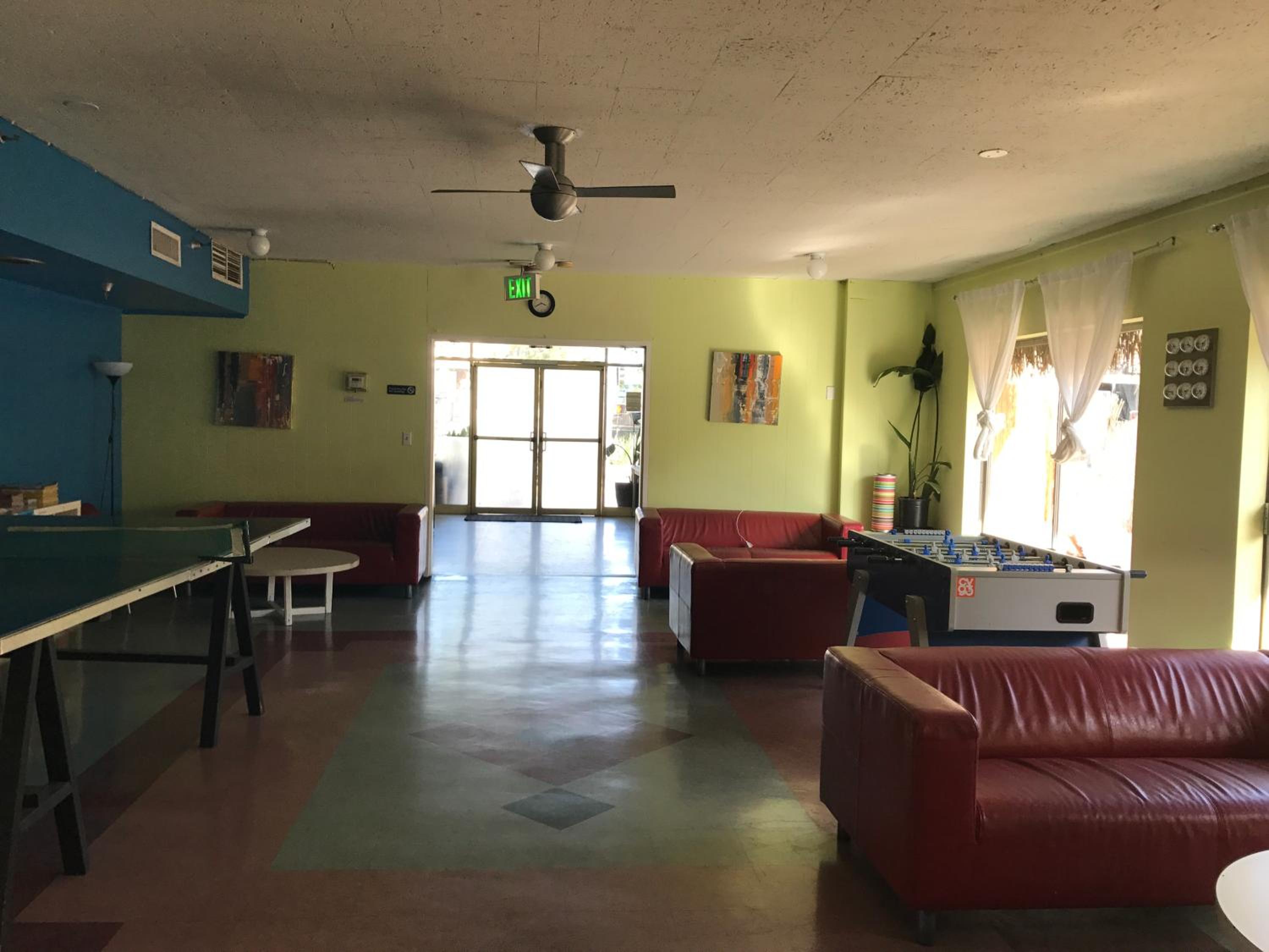 lounge