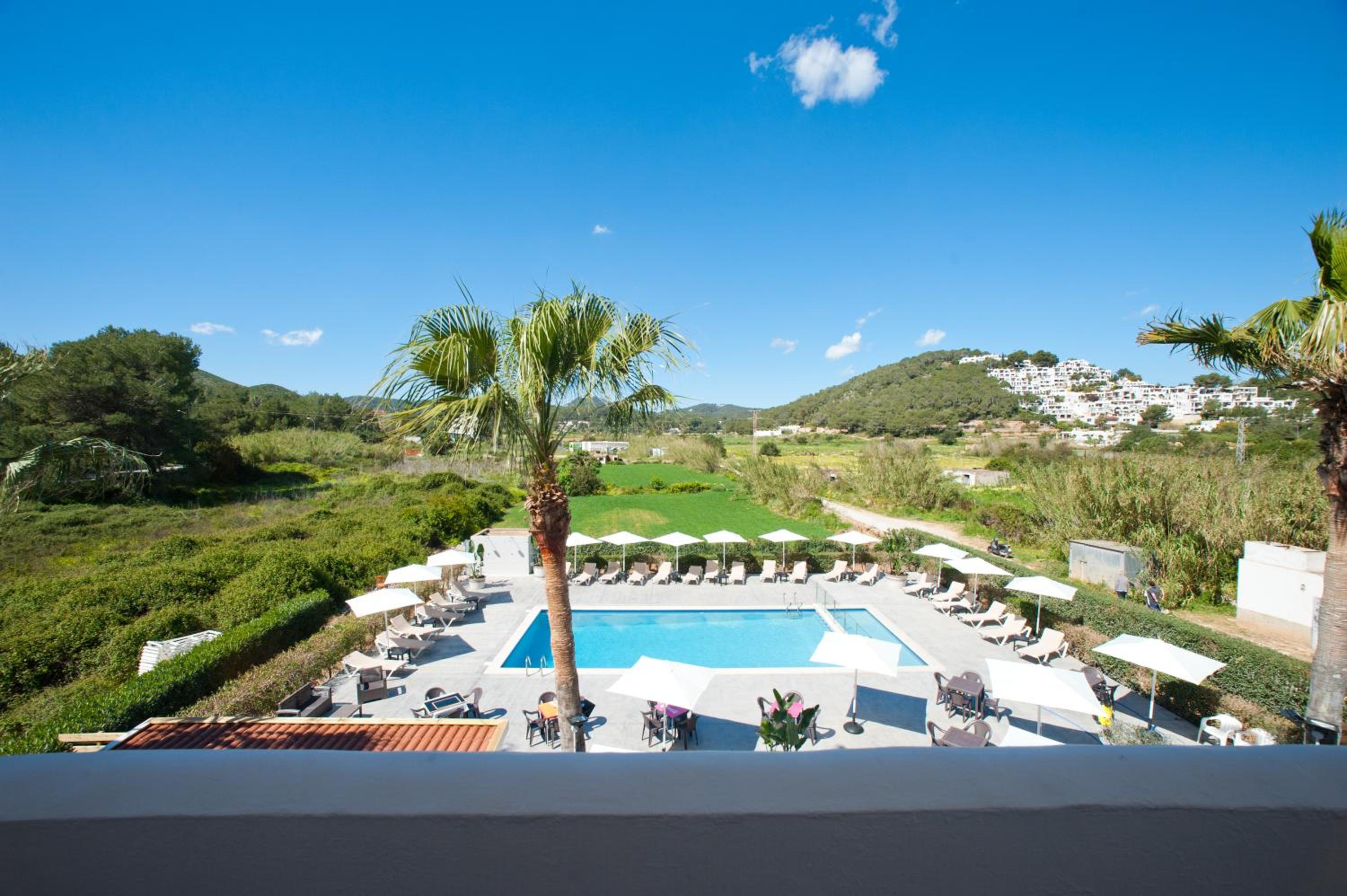 Apartamentos Ses Veles