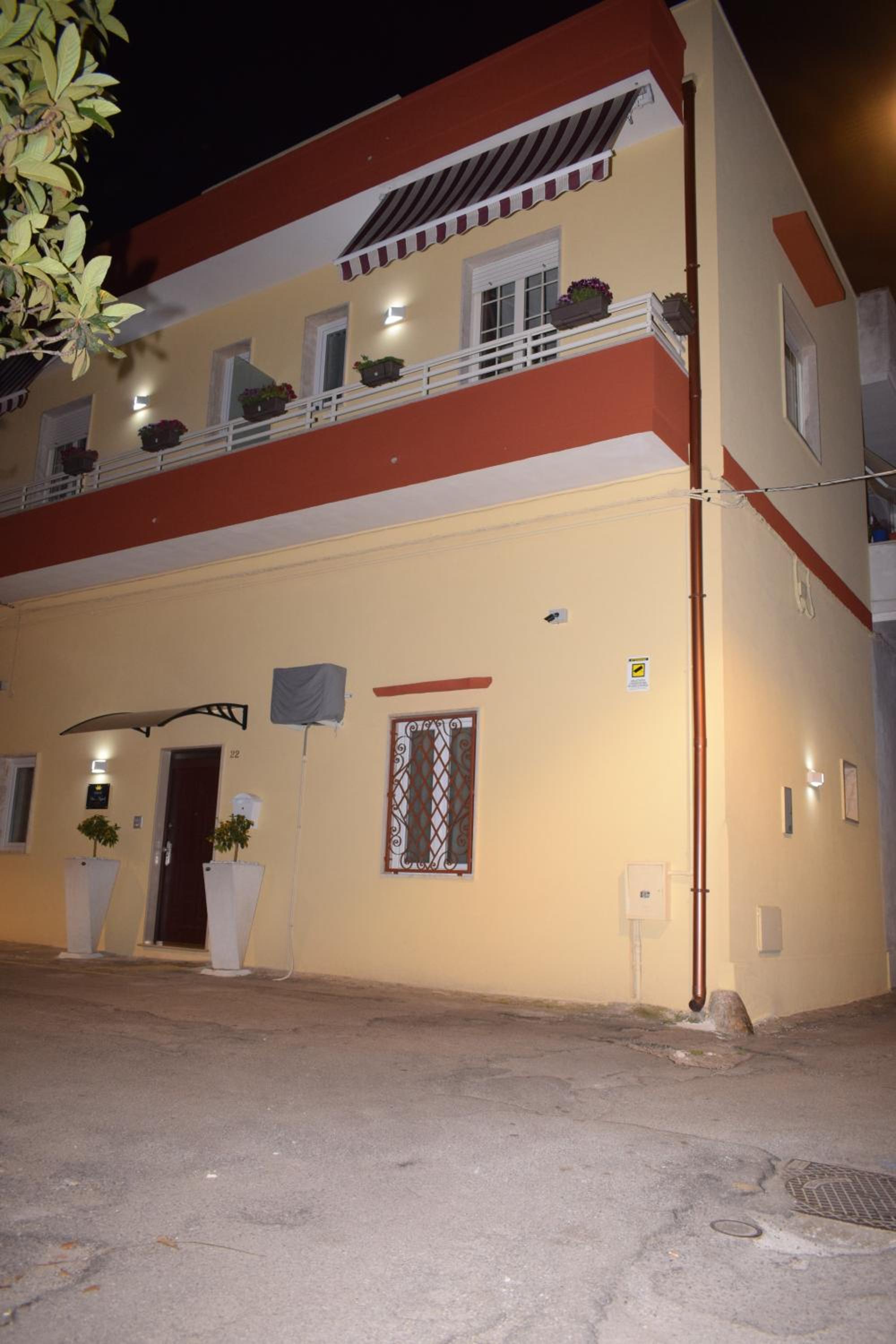 Photo 18