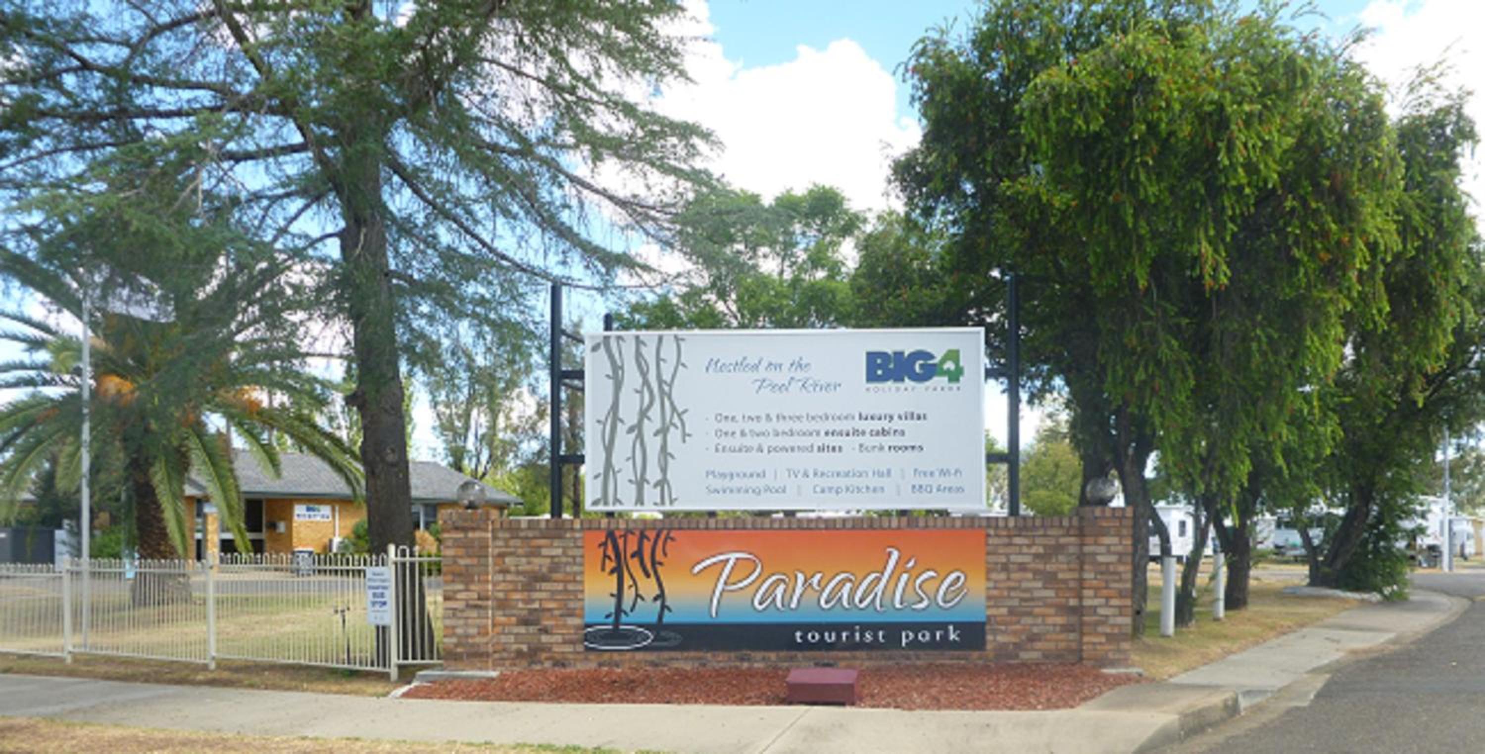 Paradise Tourist Park