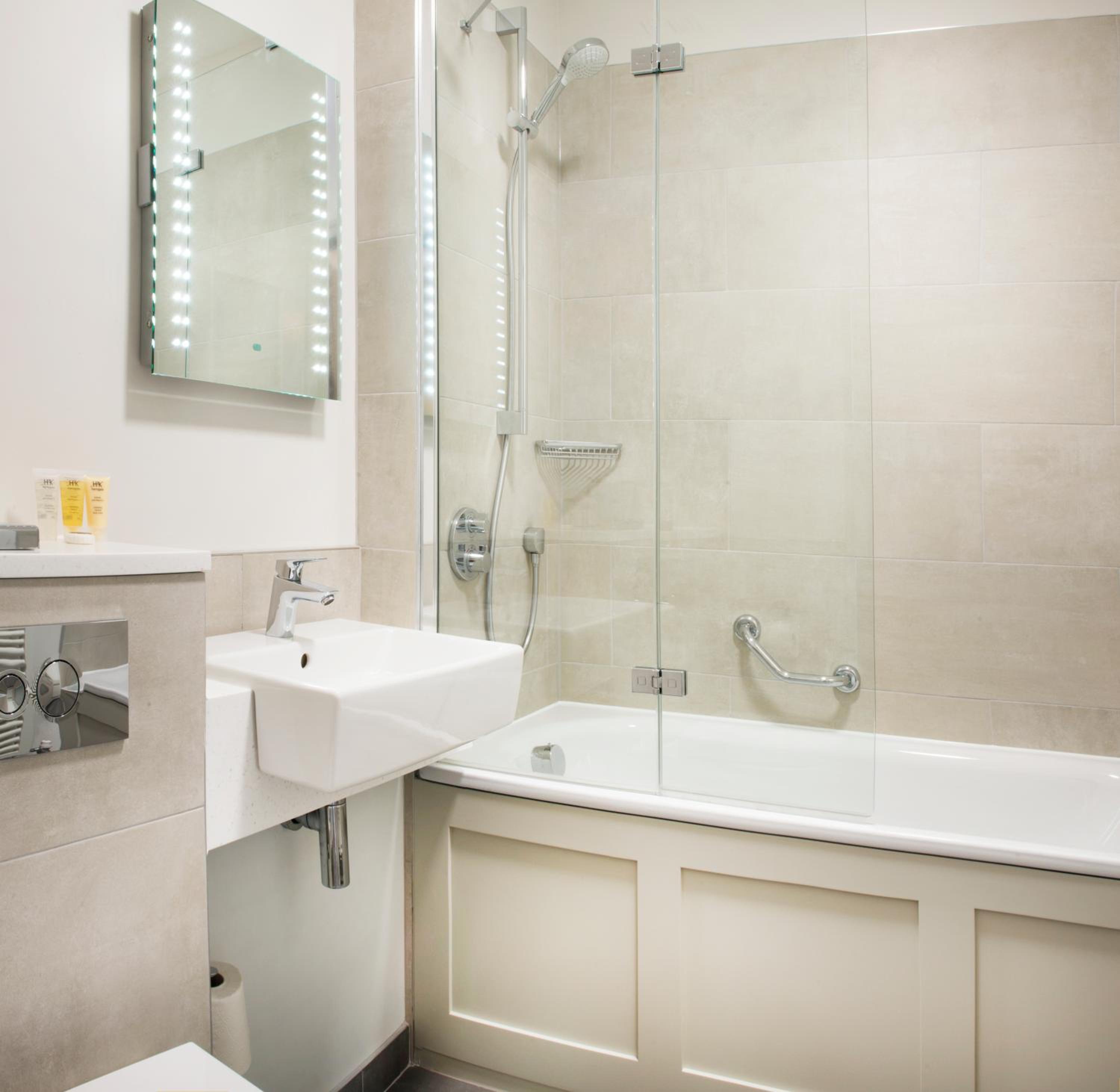 Windsor Vacations - De Vere Beaumont Estate - Property Image 6