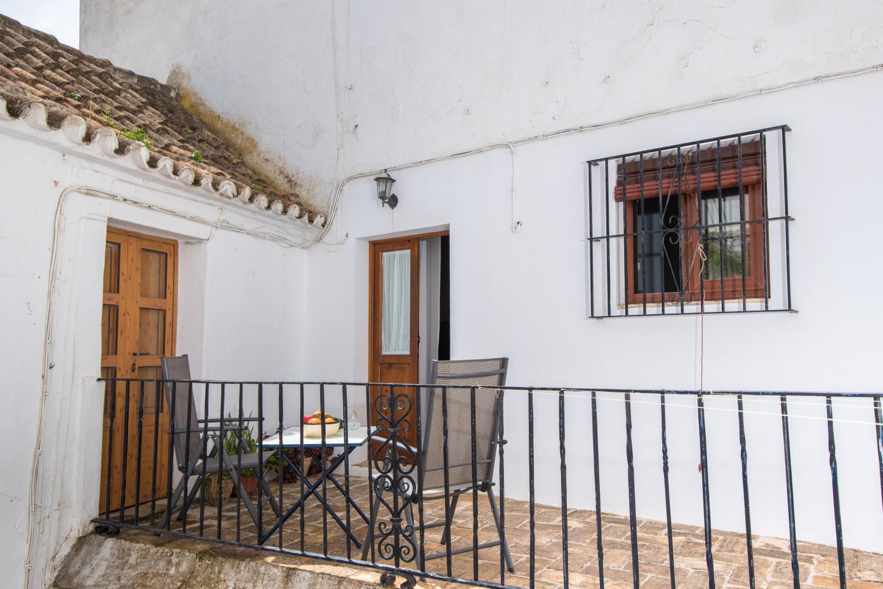 Casamonteymar Oliva view 2