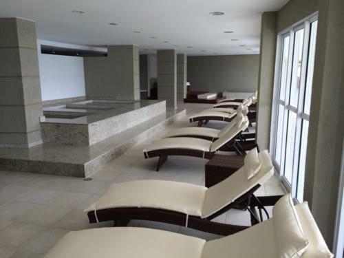 Porto Real Suites - Apto com vista para o mar e lazer de resort