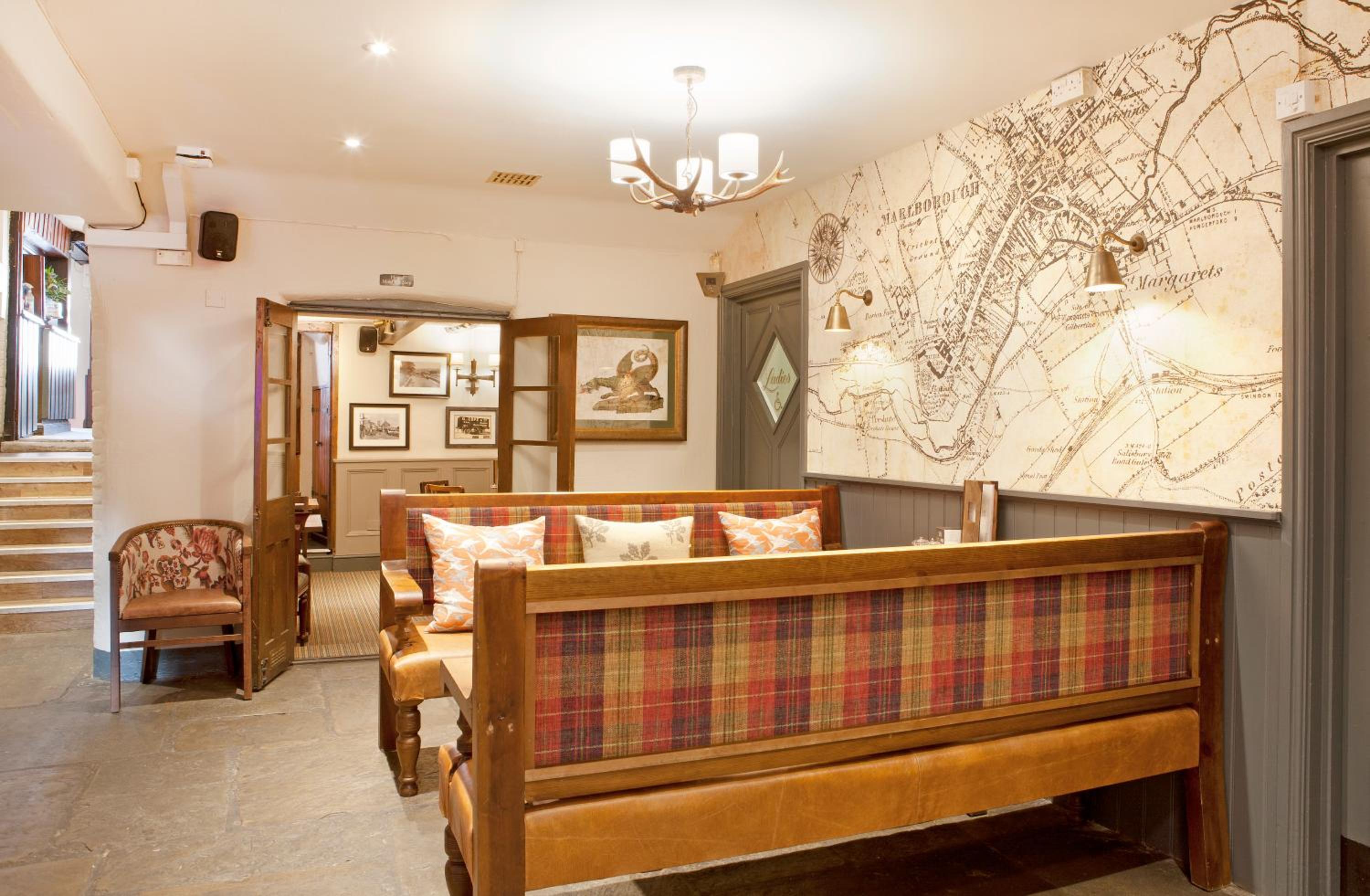 Marlborough Vacations - The Green Dragon - Property Image 50