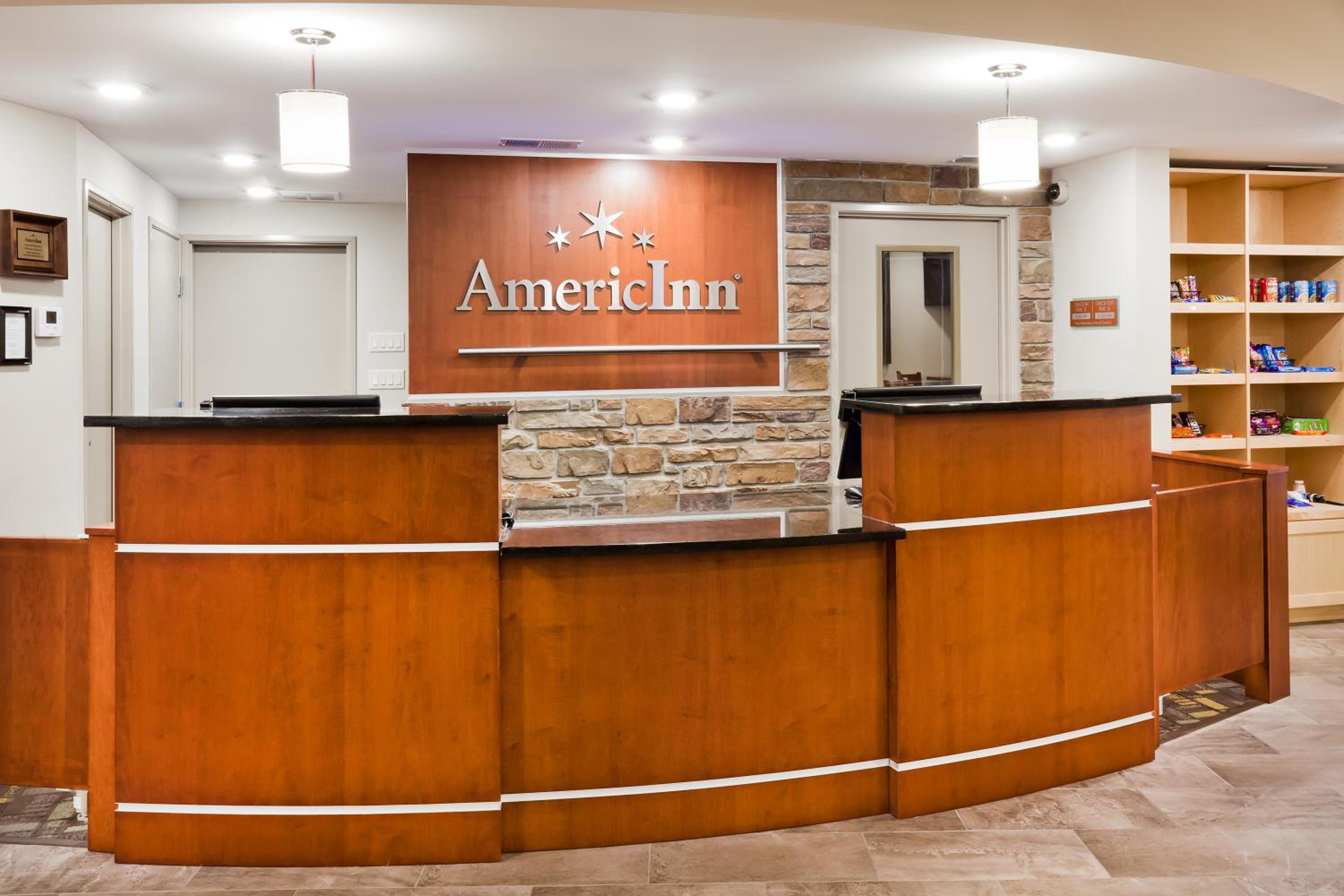 AmericInn by Wyndham DeWitt