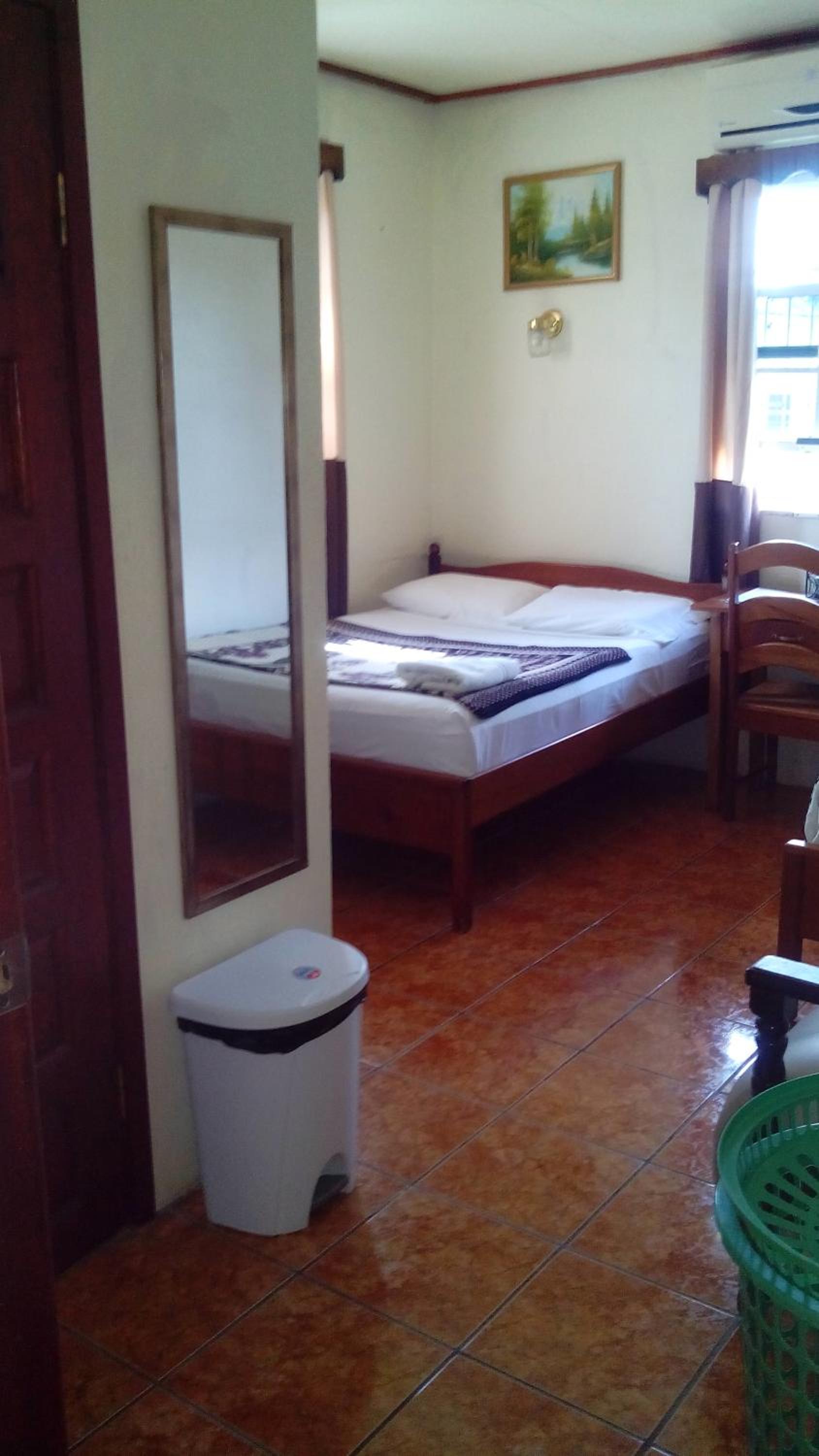 Don Santiago Guesthouse Downtown
