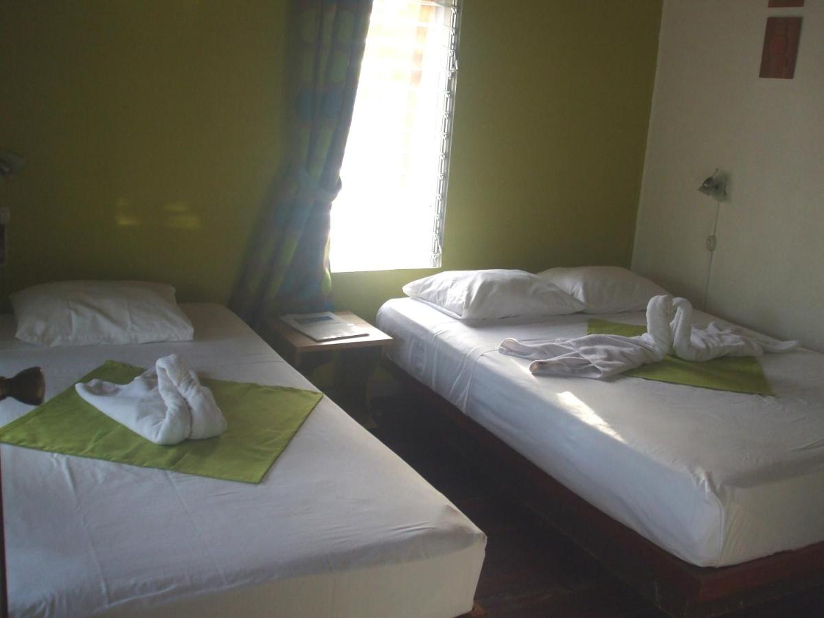 Hotel Casa del Mar