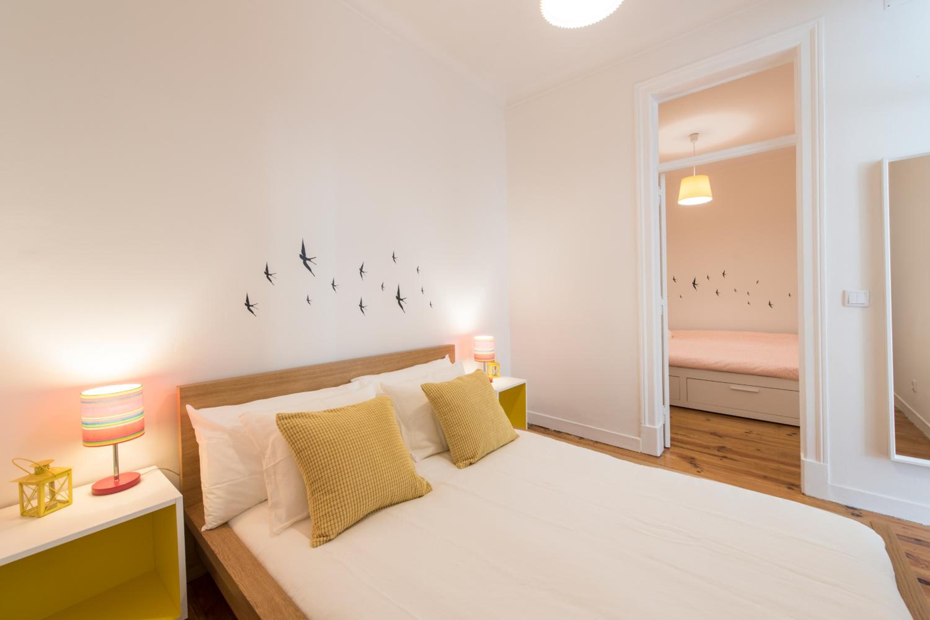 Cozy Apartment with Castel view view 3