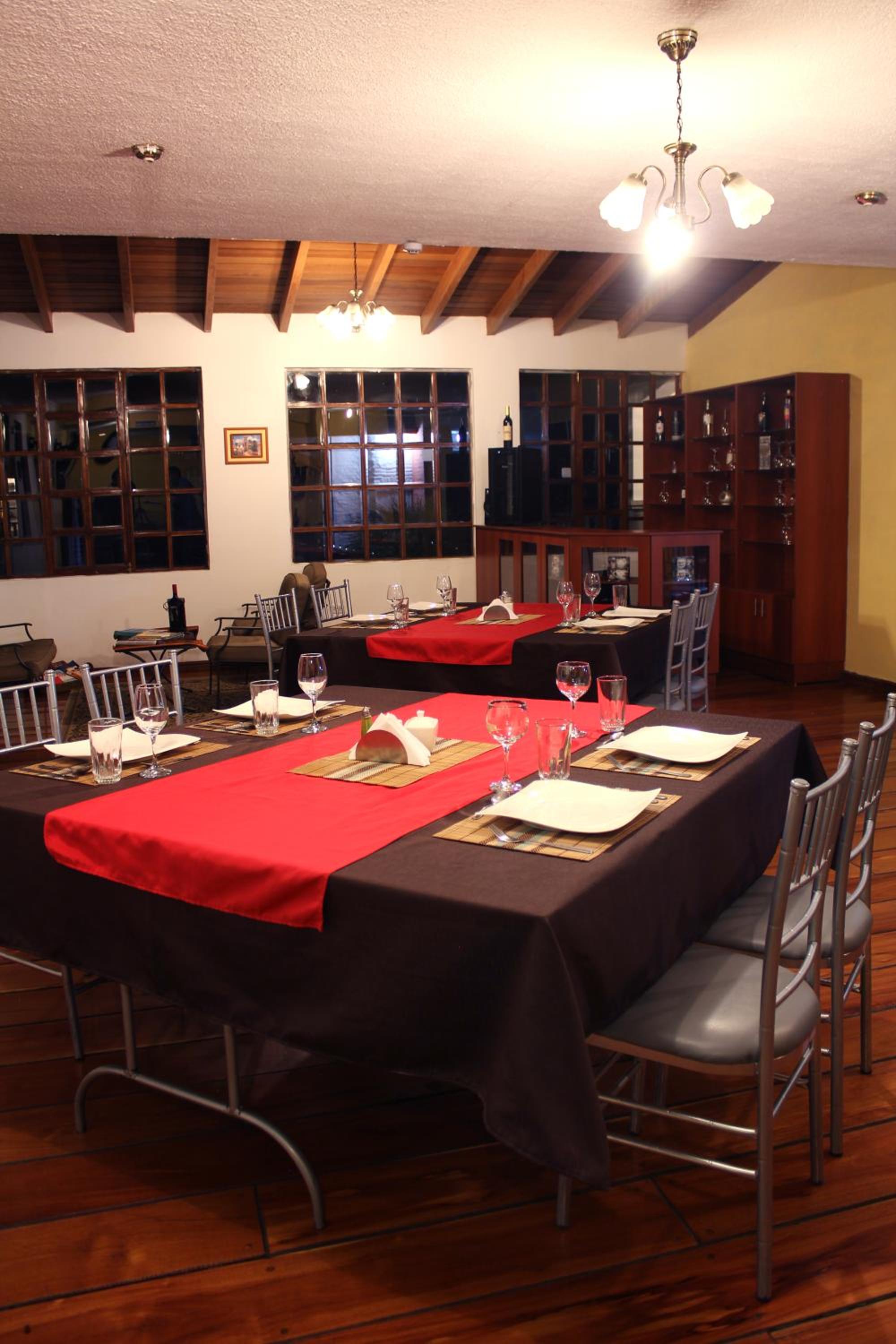 Hosteria San Carlos Tababela