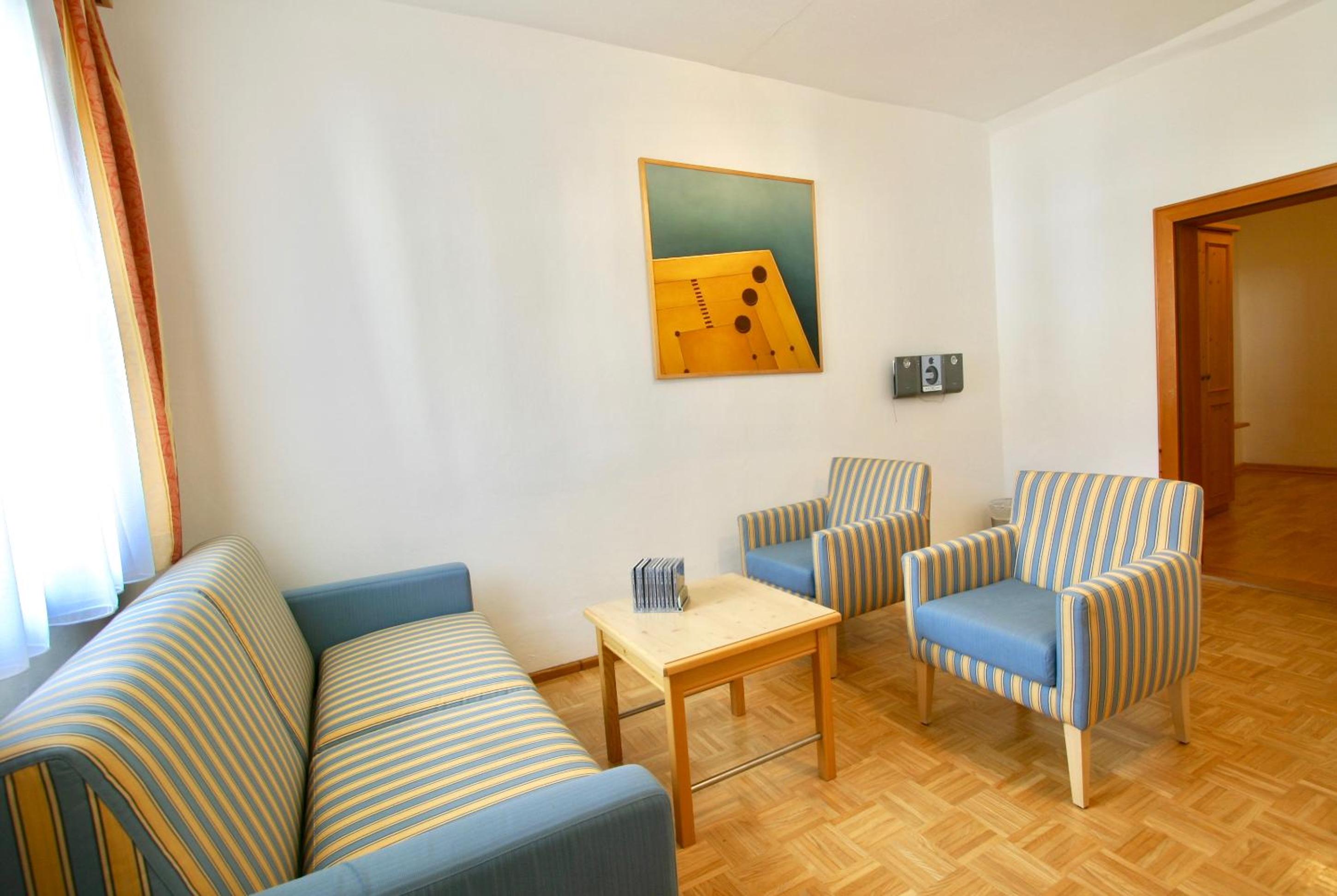 Spiele- und Buchhotel Tschitscher view 5
