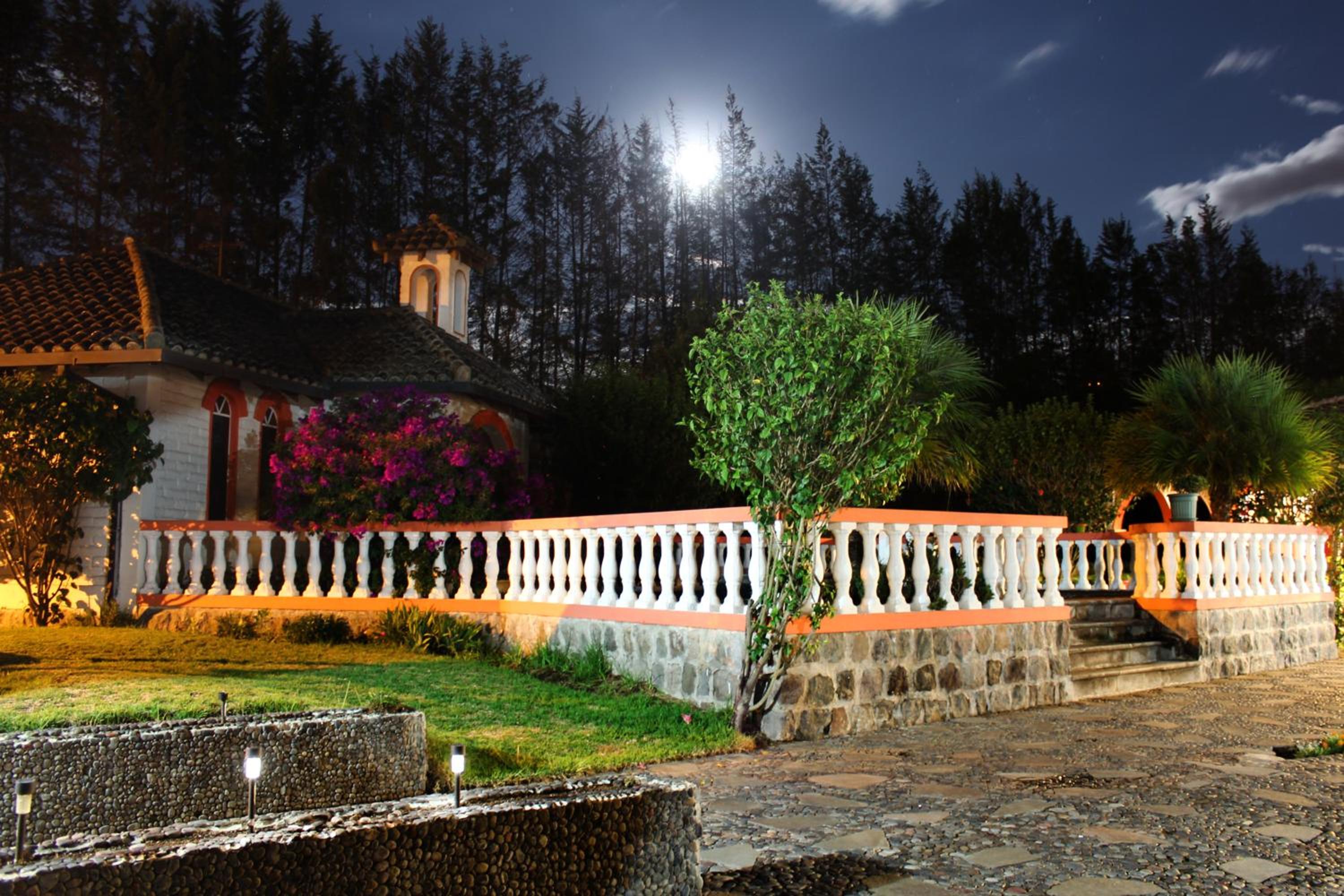 Hosteria San Carlos Tababela