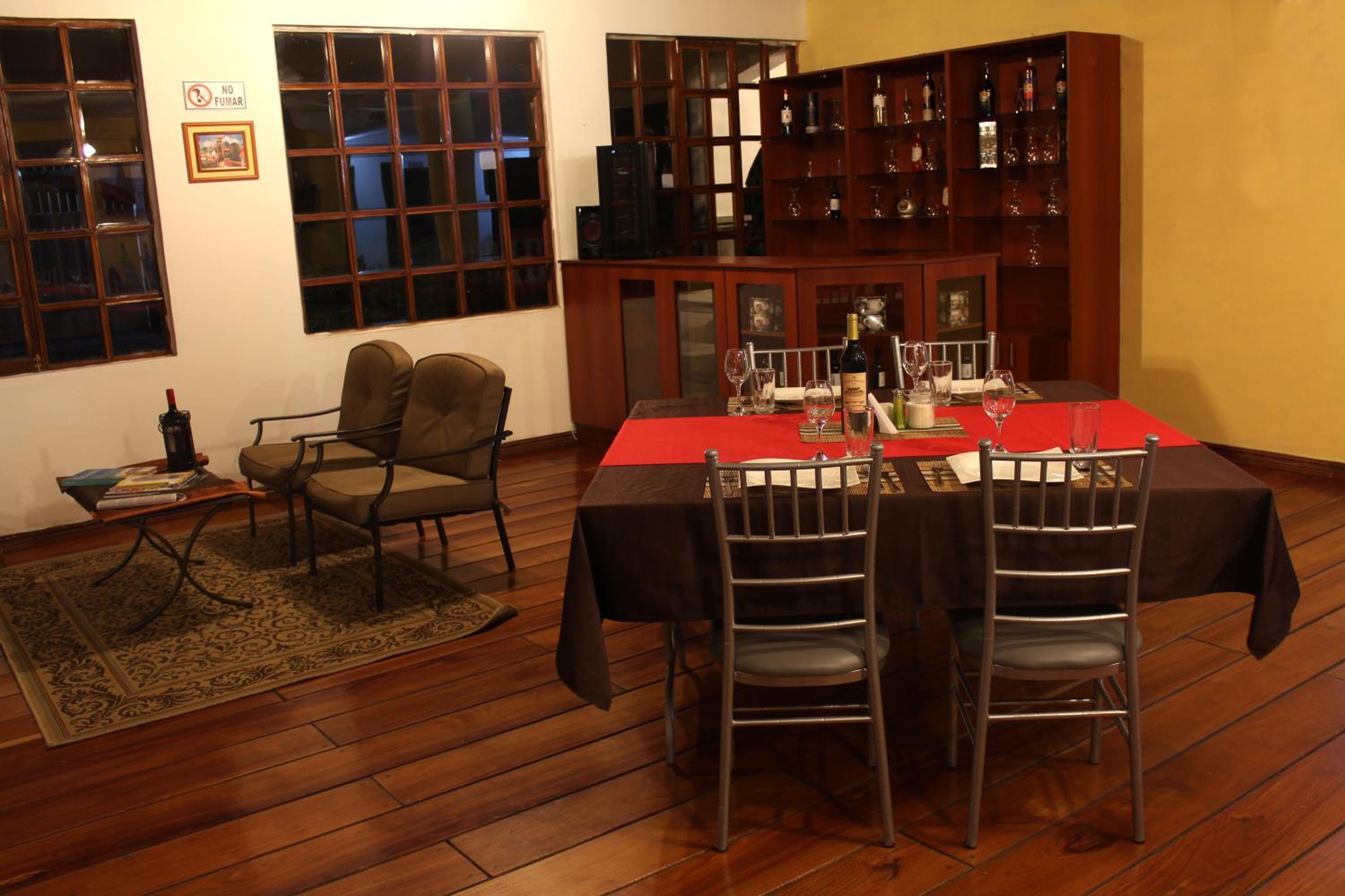 Hosteria San Carlos Tababela