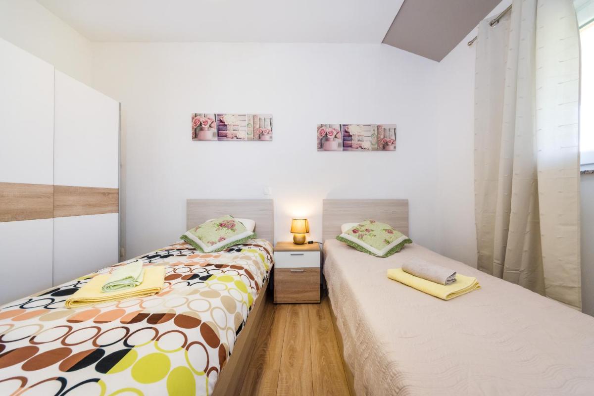 Apartment Verunica view 5