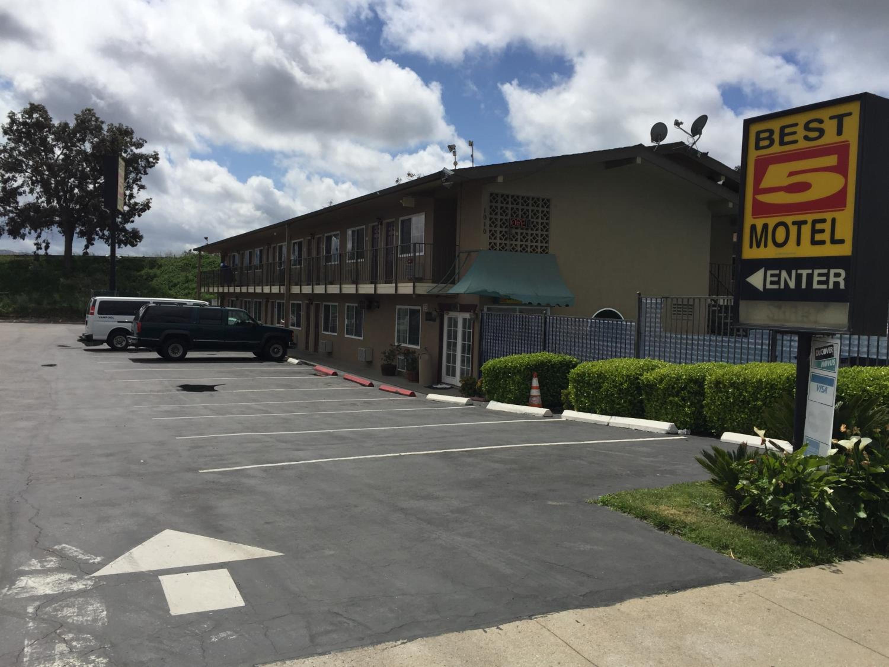 Best 5 Motel