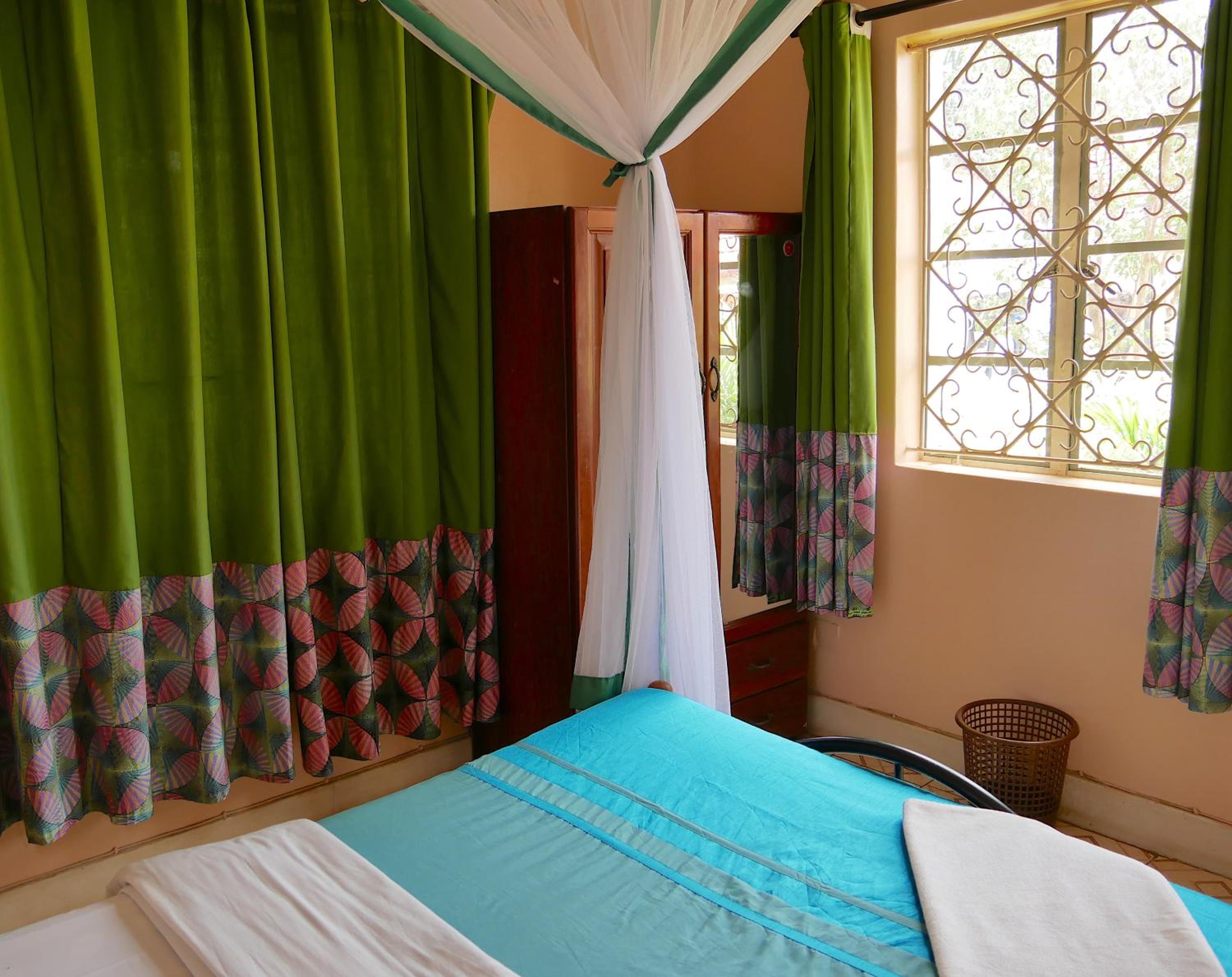 Hotel Acacia City view 4