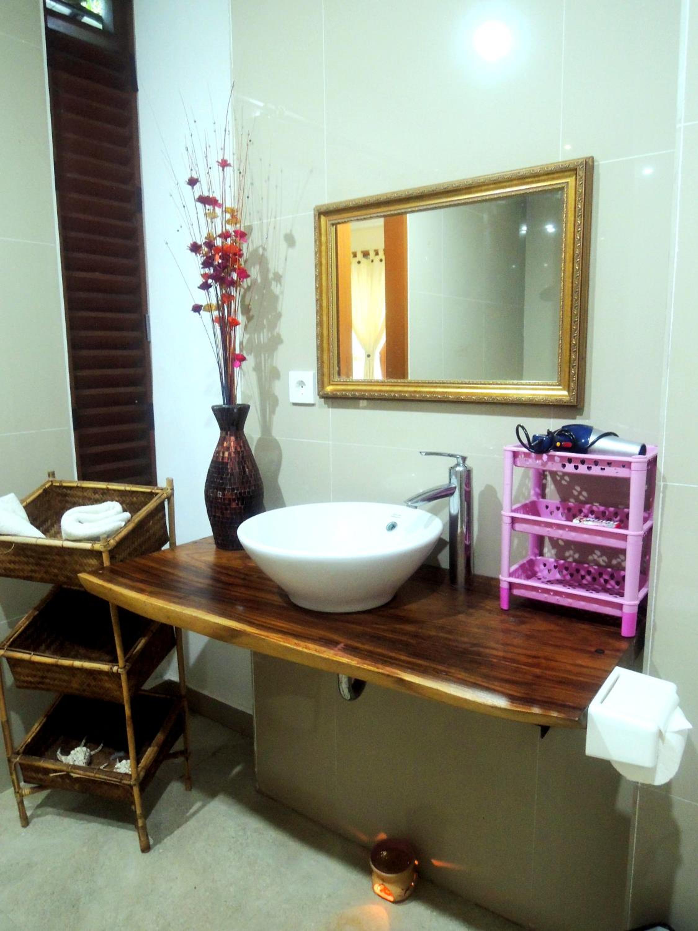 Jayastuti House