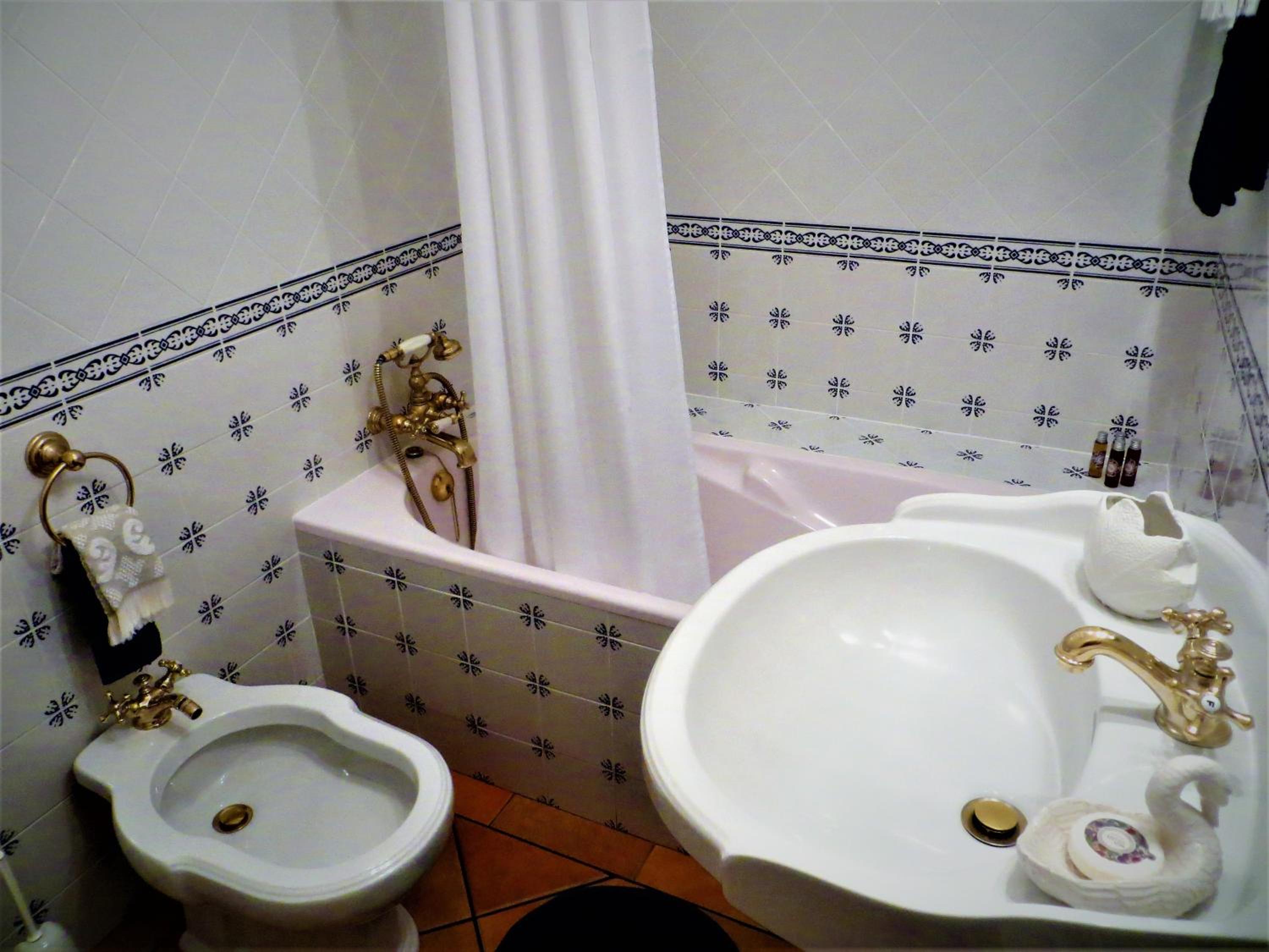 Photo 57