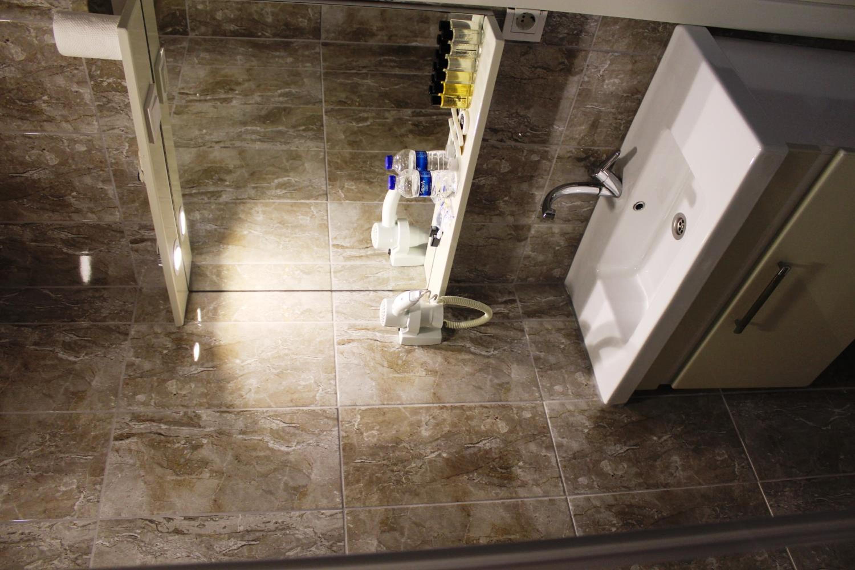 Ararat Hotel - Image 38