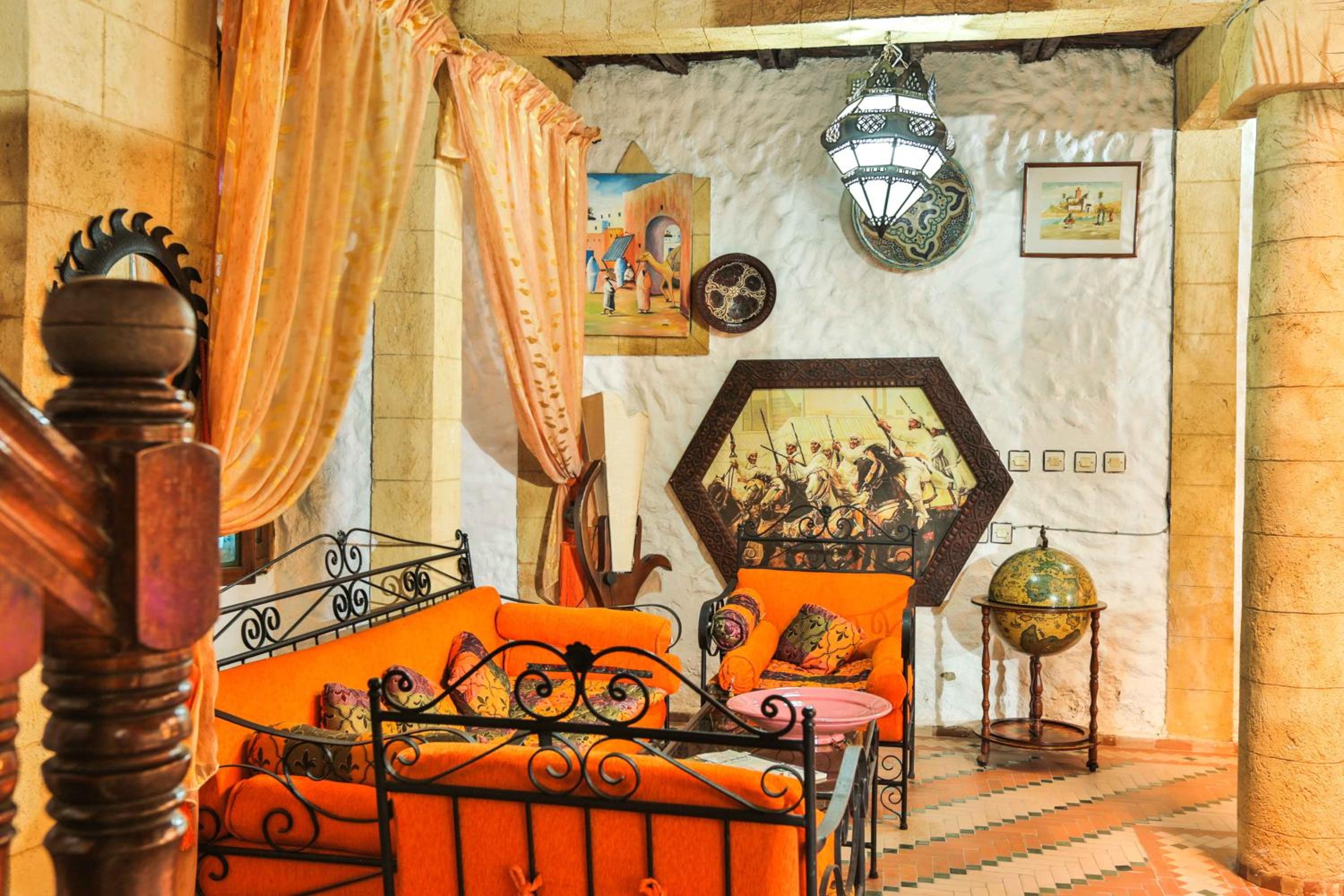 lounge